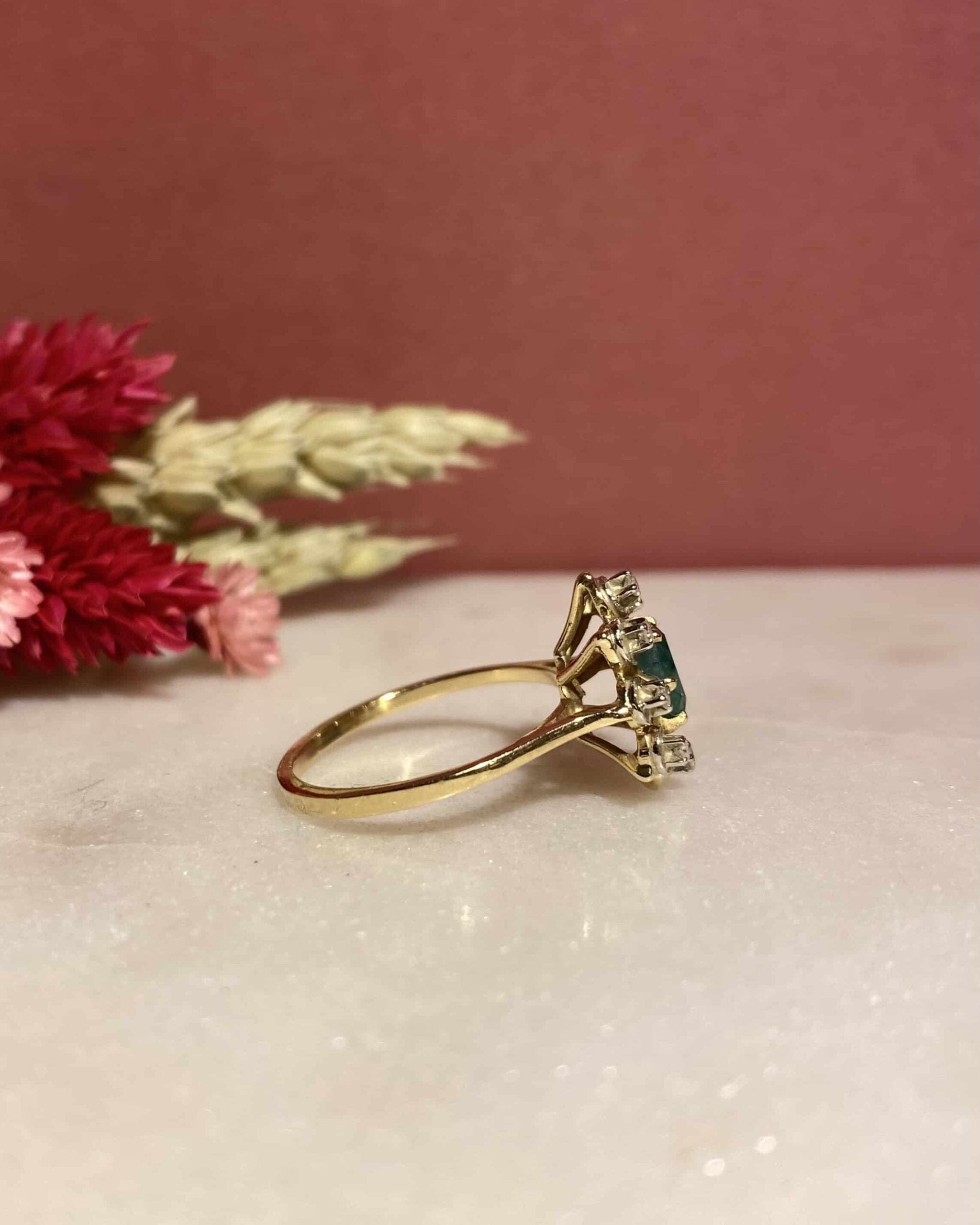 Anillo "Inès" con margaritas de esmeralda y diamantes