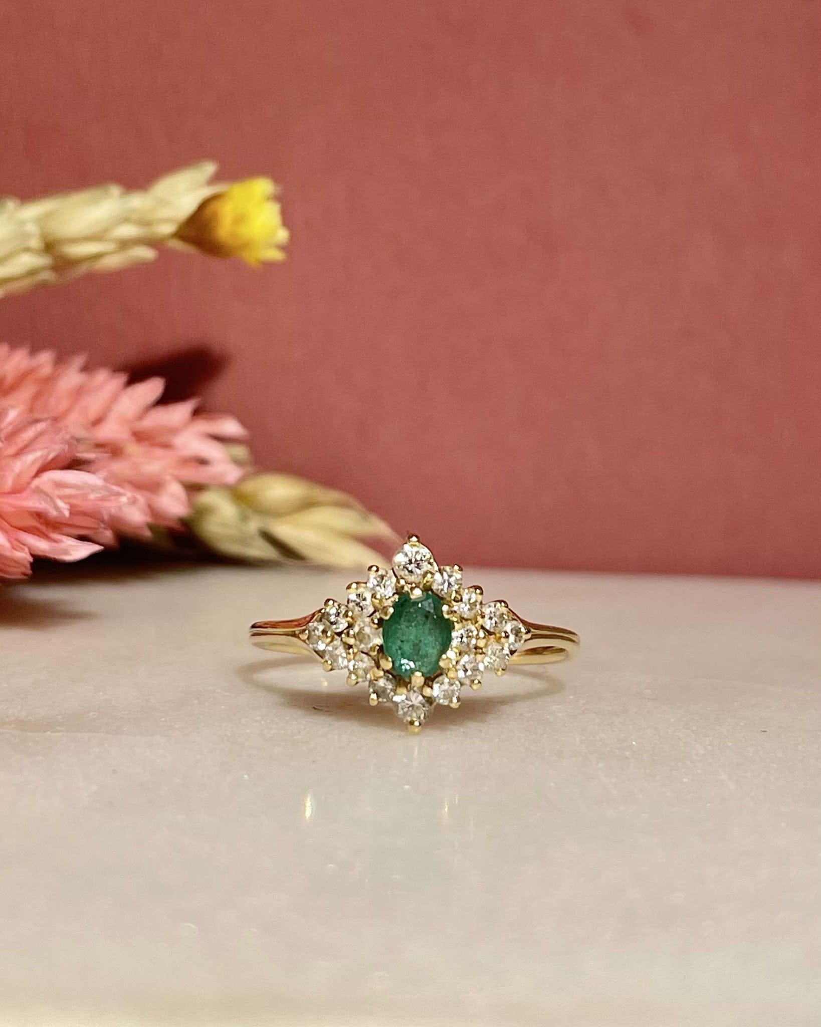 Bague Marguerite Émeraude & Diamants "Ireyel" - Elliade Paris