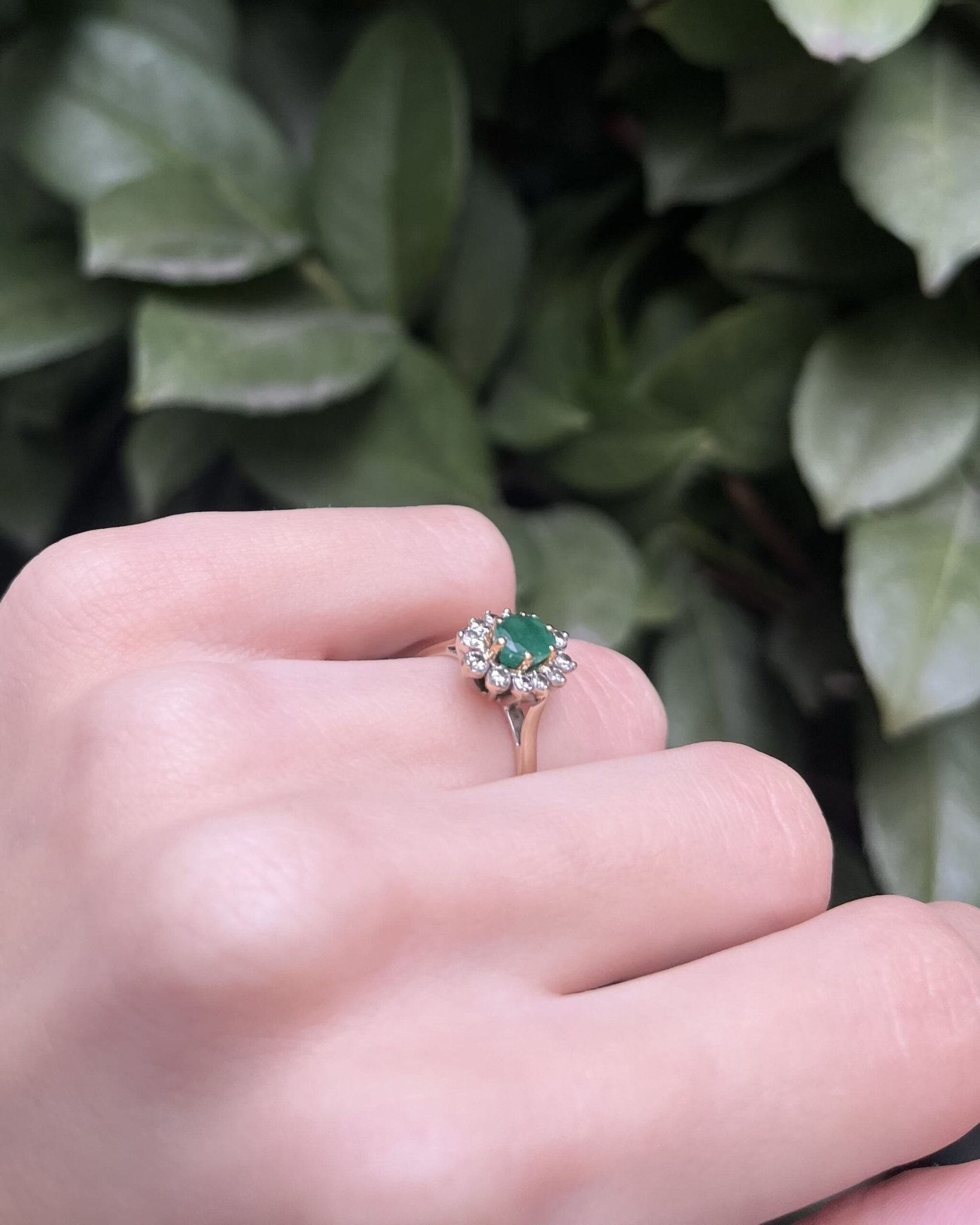Bague Marguerite Émeraude & Diamants "Izaline" - Elliade Paris