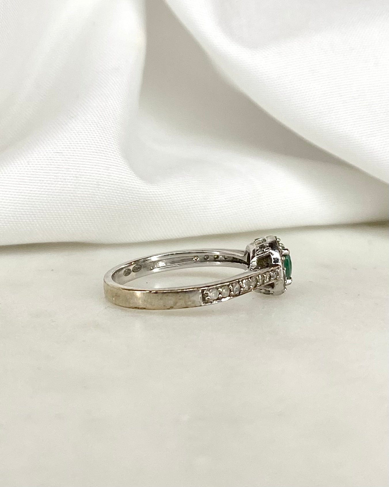 Bague Marguerite Émeraude & Diamants "Mahé" - Elliade Paris