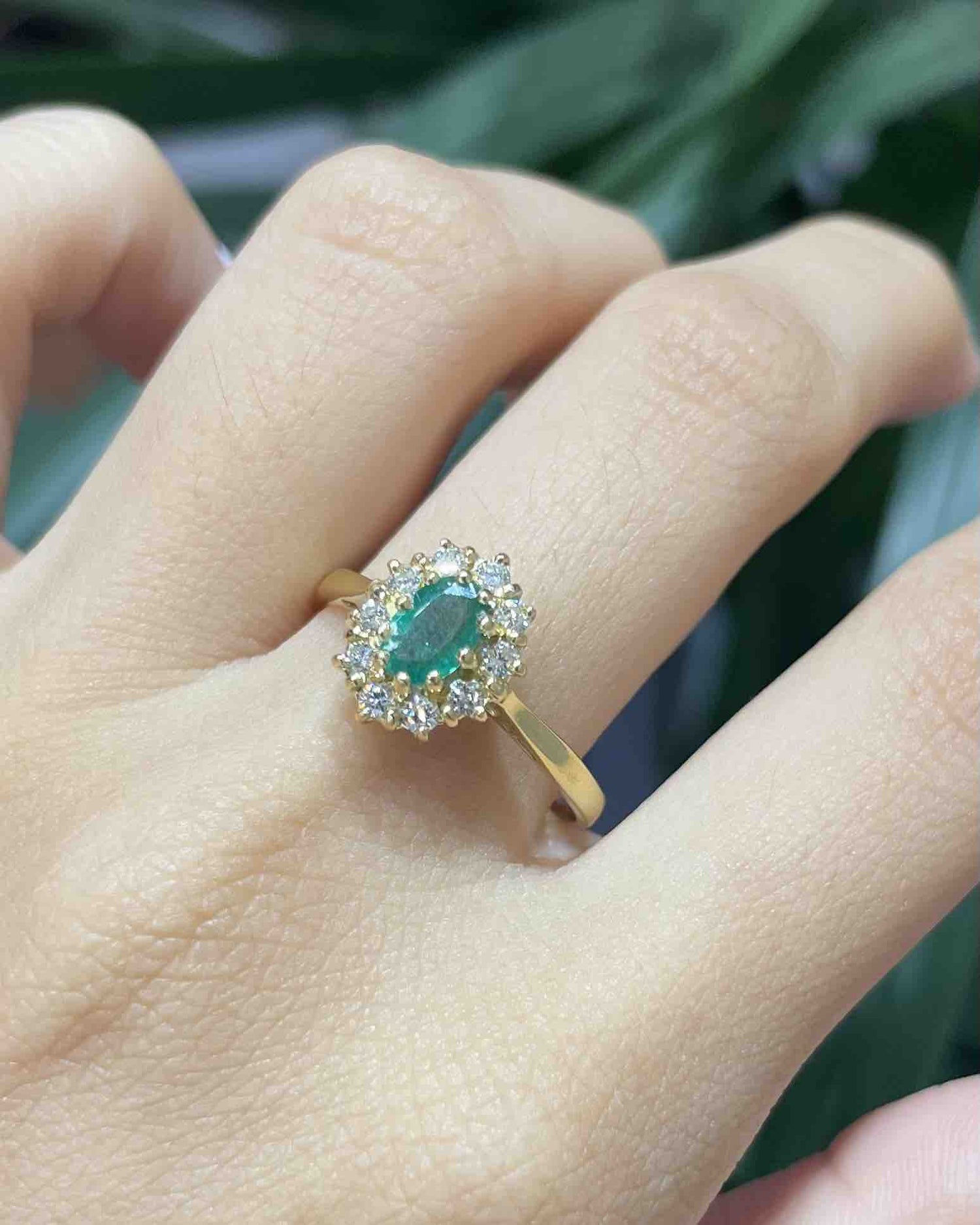 Bague Marguerite Emeraude & Diamants "Sonya" - Elliade Paris