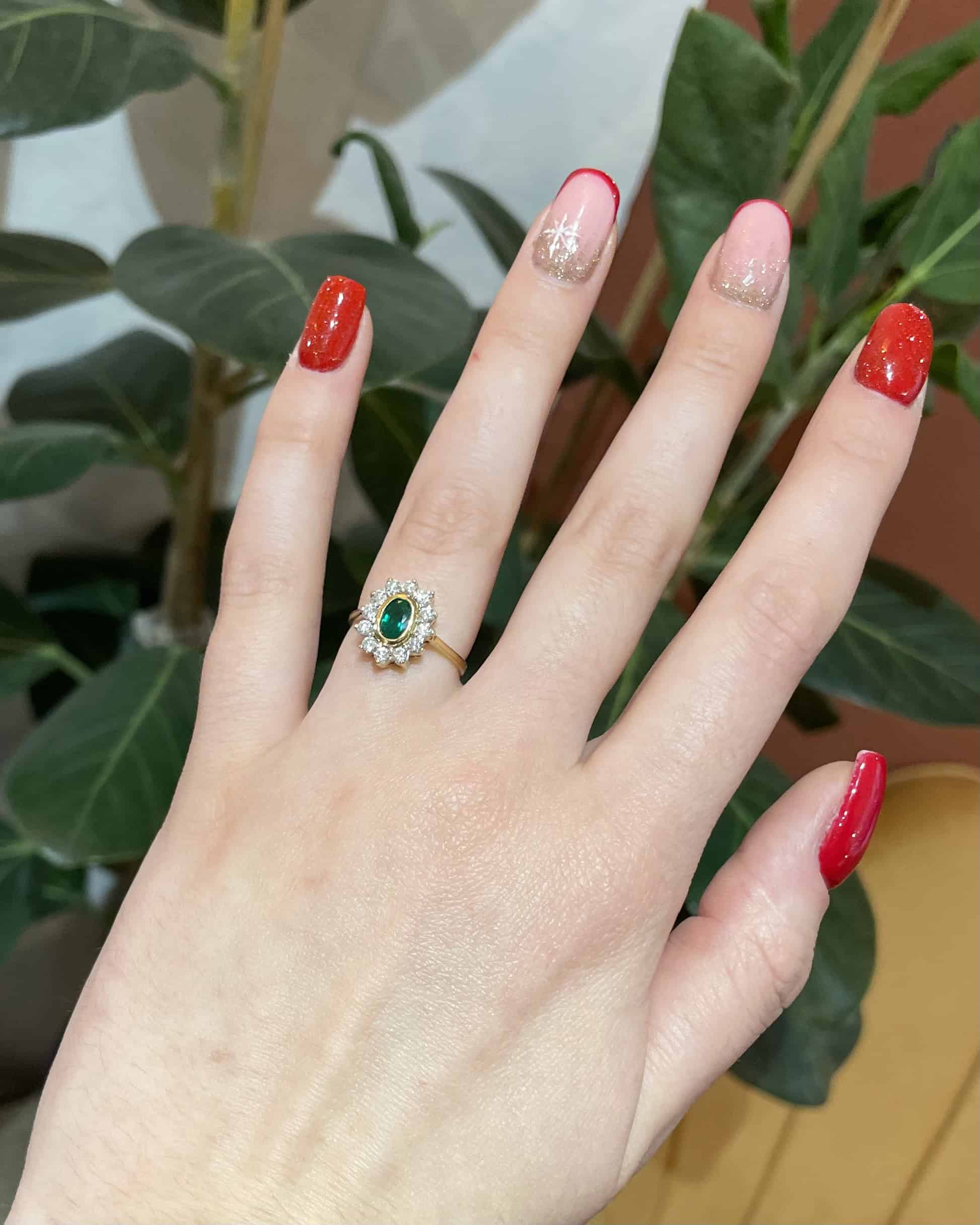 Bague Marguerite Émeraude & Diamants 0.60 carat "Ivana"
