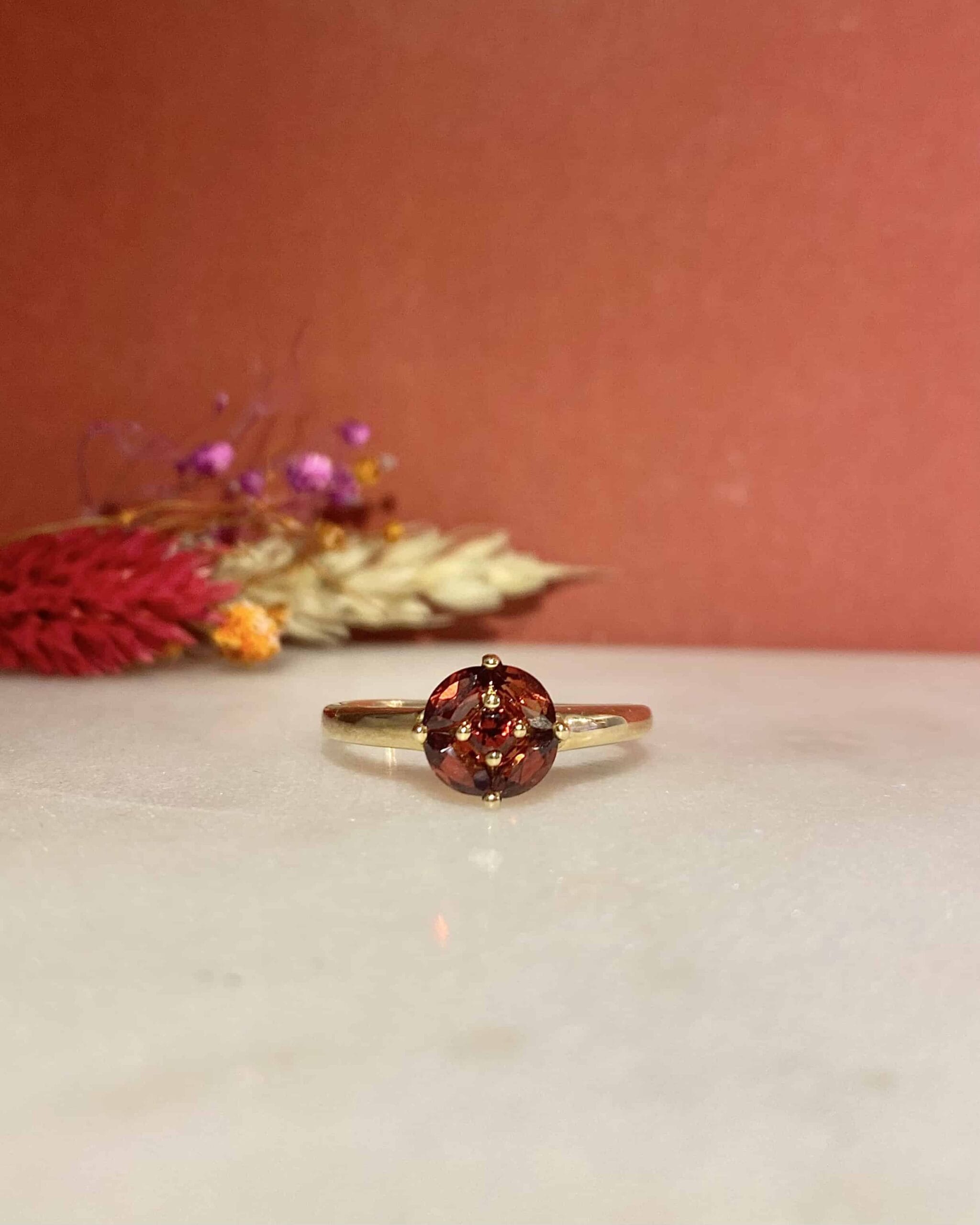 Bague Vintage Grenats 0.70 carat "Vanille"