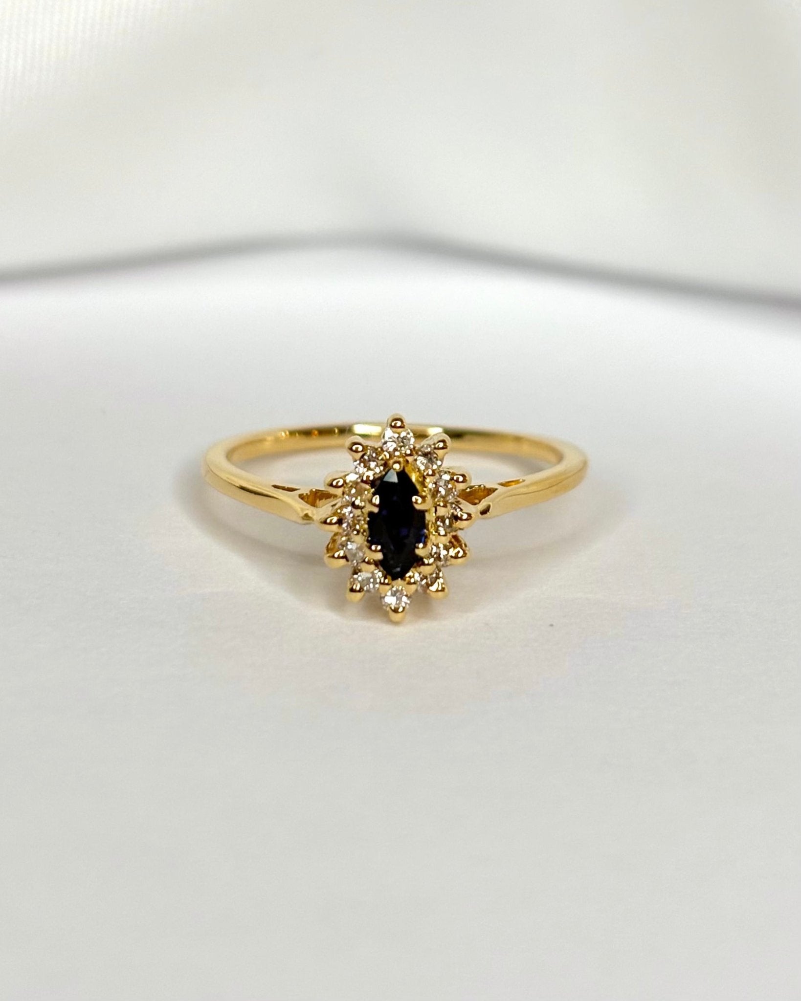 Bague Marguerite Marquise Saphir & Diamants "Ornella" - Elliade Paris