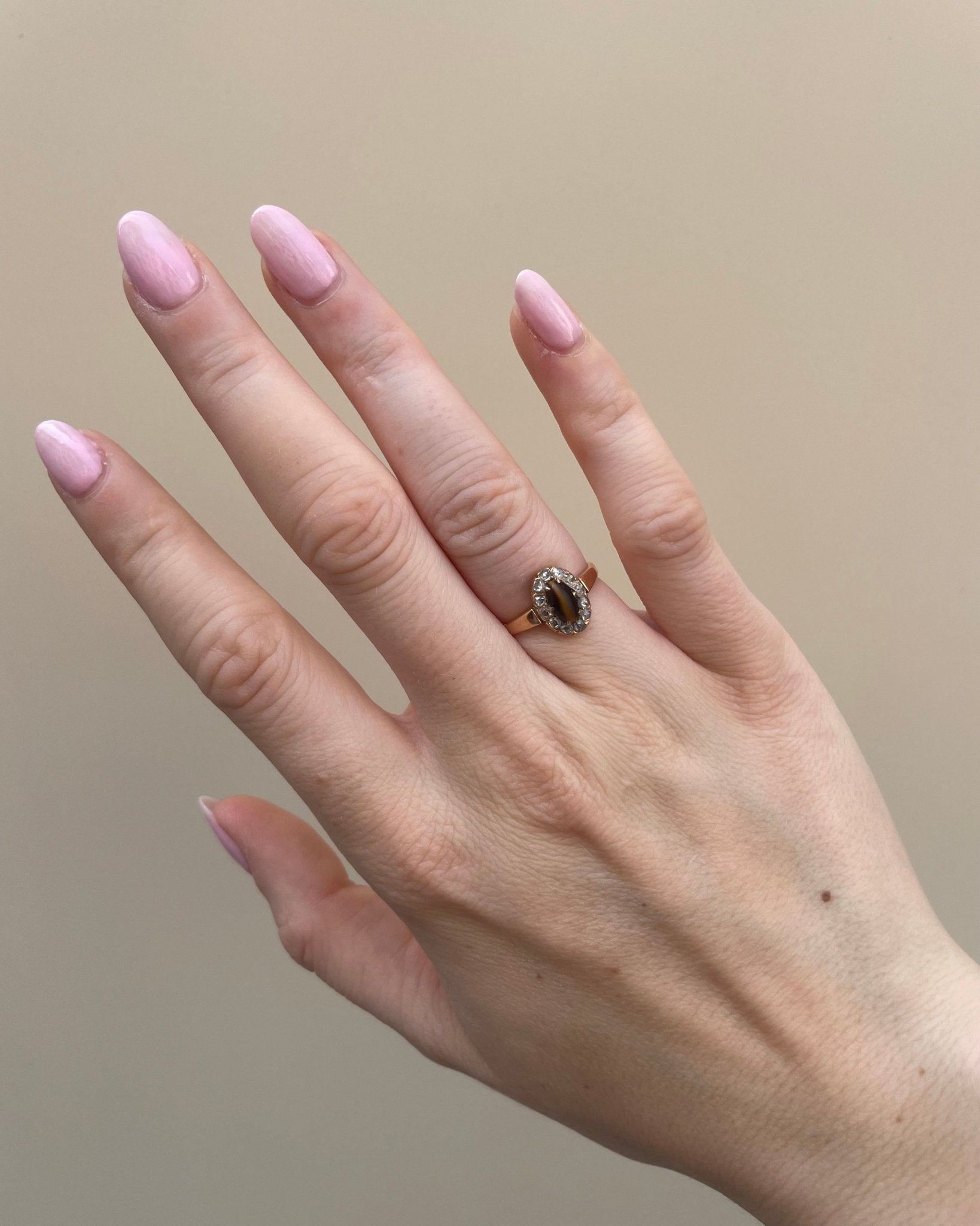 Bague Marguerite Oeil de Tigre 0.60 carat & Diamants "Carmen" - Elliade Paris
