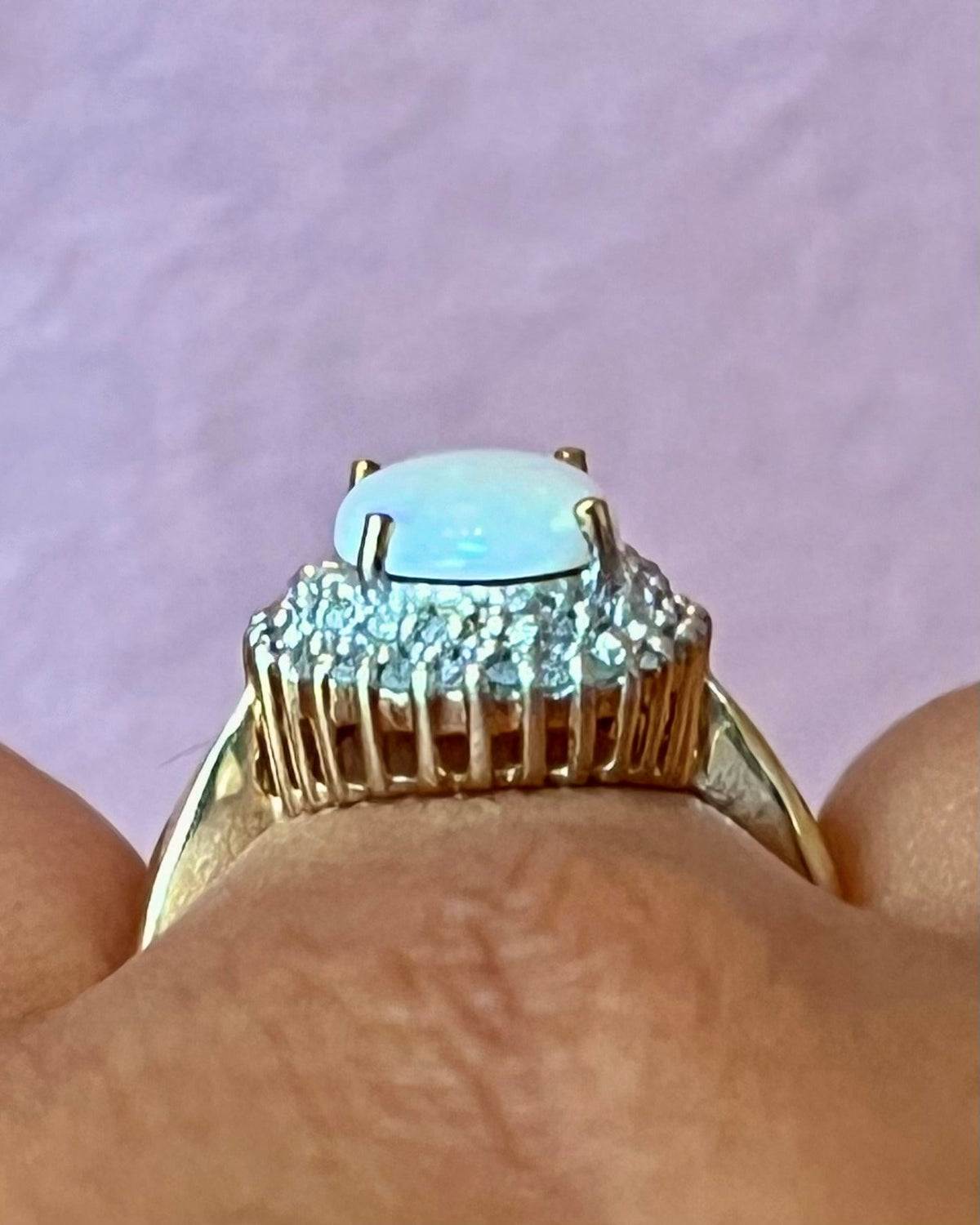 Bague Marguerite Opale 0.85 carat & Diamants 0.42 carat "Kiana" - Elliade Paris
