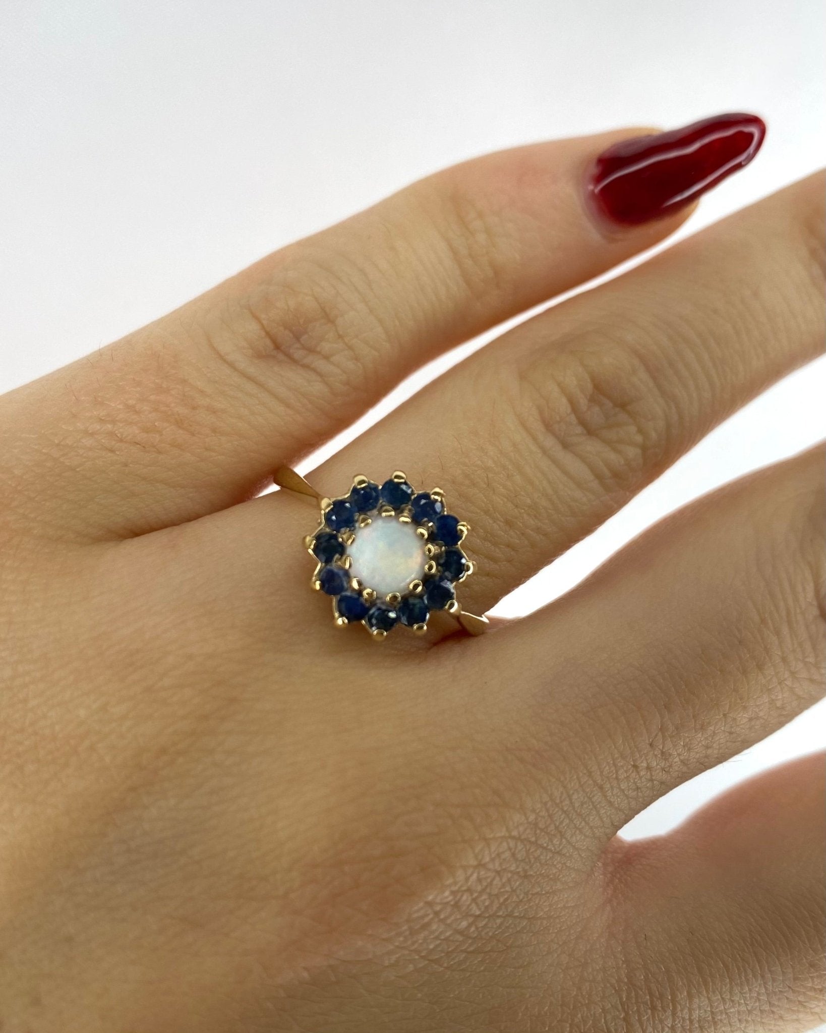 Bague Marguerite Opale 0.96 carat & Saphirs "Noa" - Elliade Paris