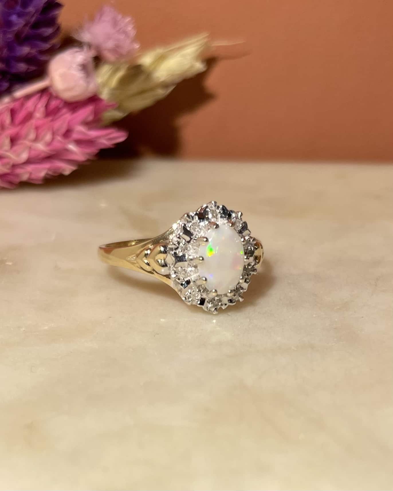 Bague Marguerite Opale & 10 Diamants "Cora" - Elliade Paris