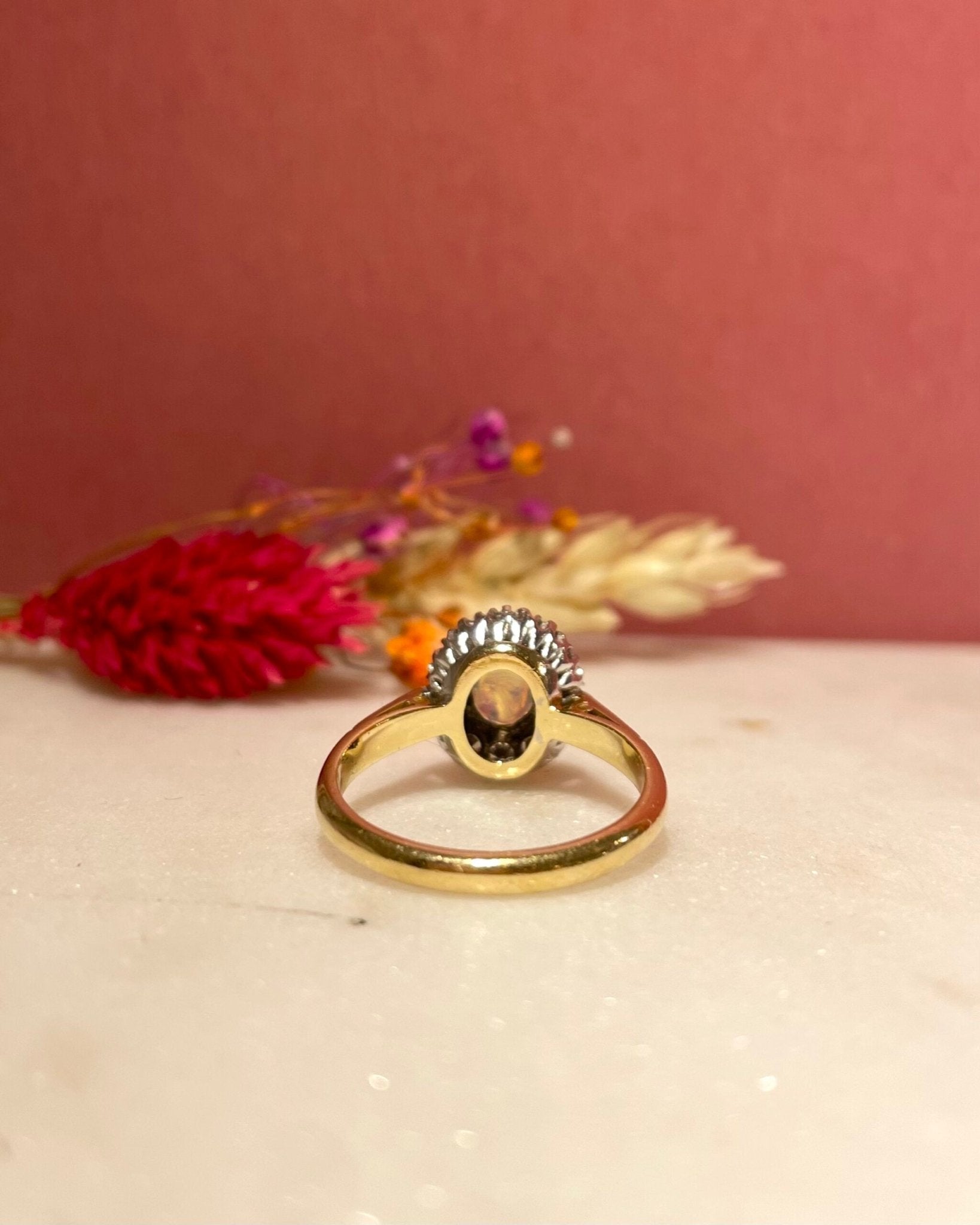 Bague Marguerite Opale & 12 Diamants "Odile" - Elliade Paris