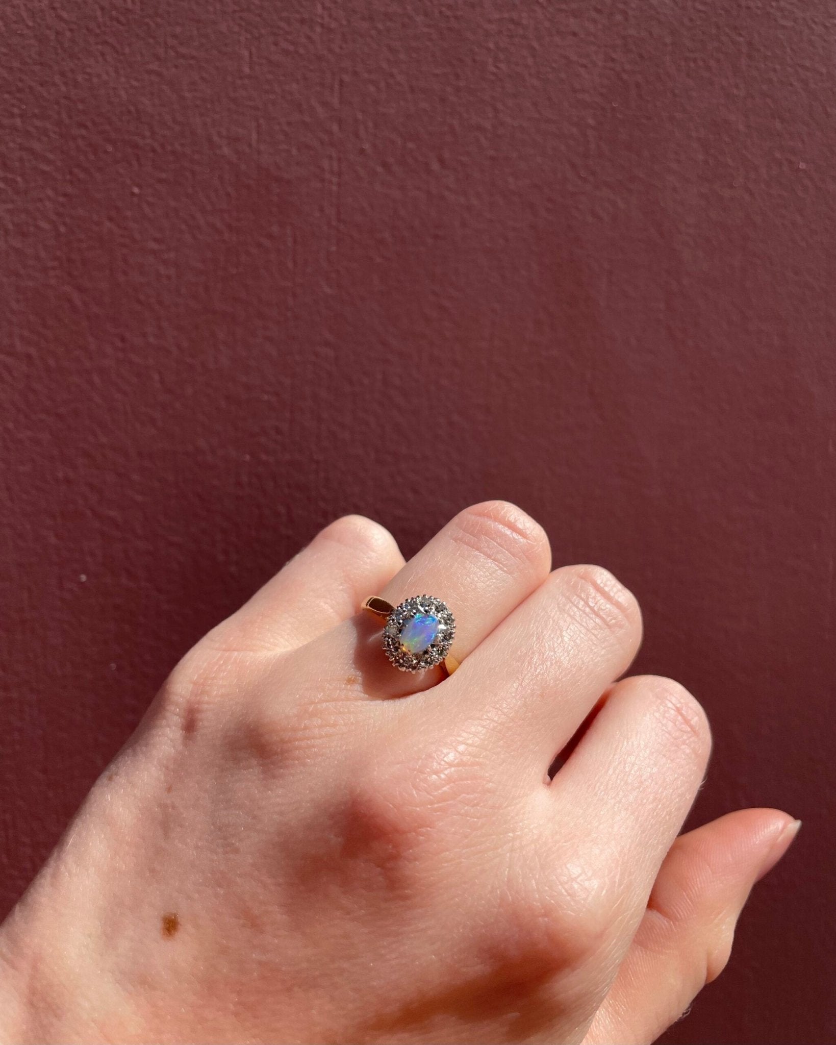 Bague Marguerite Opale & 12 Diamants "Odile" - Elliade Paris