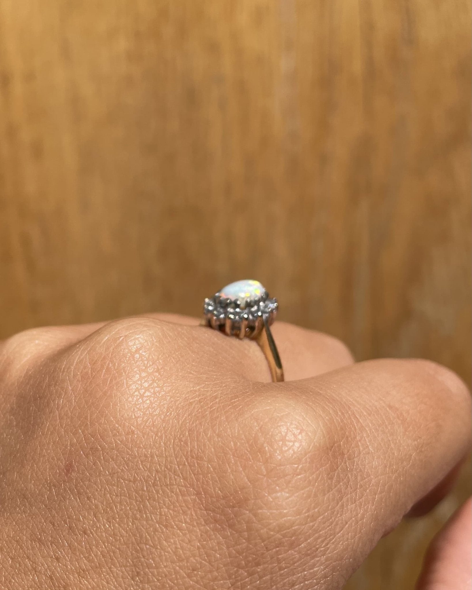 Bague Marguerite Opale & 14 Diamants "Izzy" - Elliade Paris