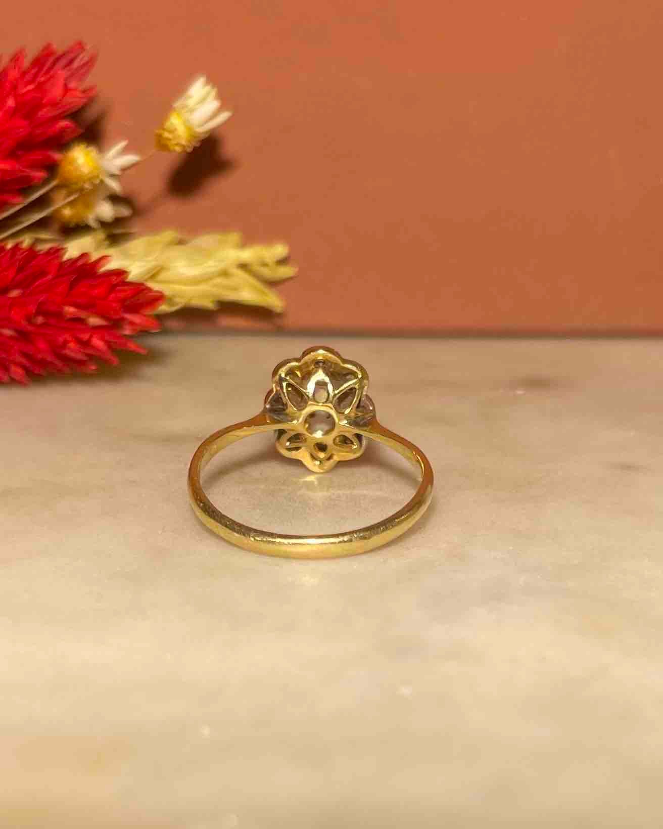 Bague Marguerite Opale & 8 Diamants "Emrys" - Elliade Paris