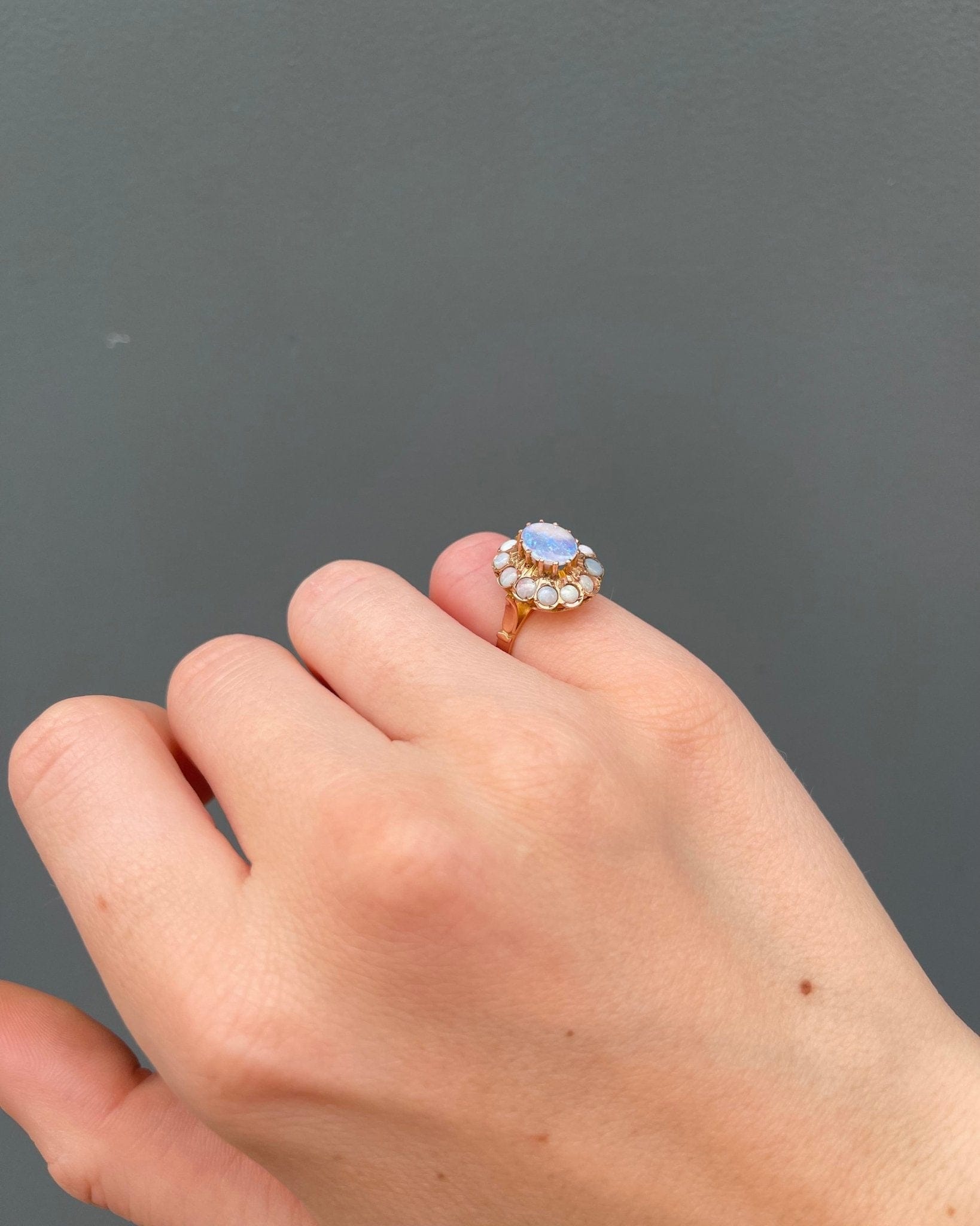 Bague Marguerite Opales 1 carat "Elmire" - Elliade Paris