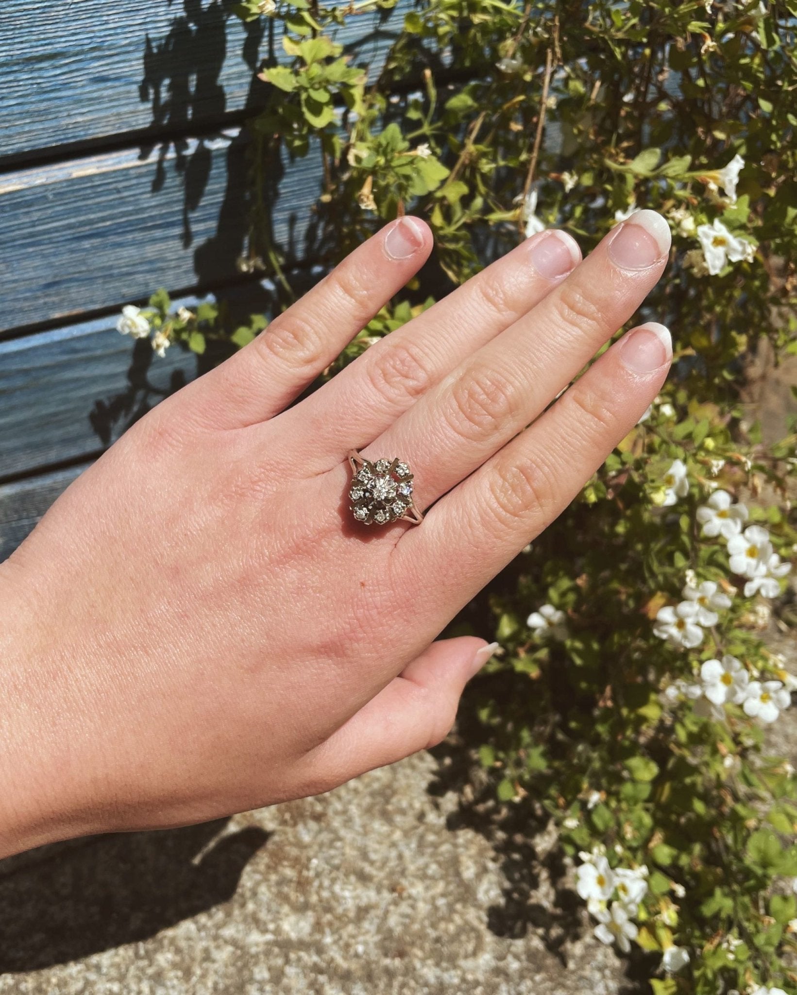 Bague Marguerite rayonnante diamants "Calista" - Elliade Paris