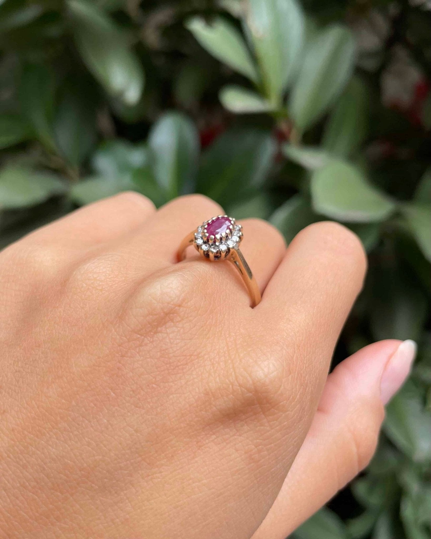 Bague Marguerite Rubis 0.45 Carat & Diamants "Juliette" - Elliade Paris