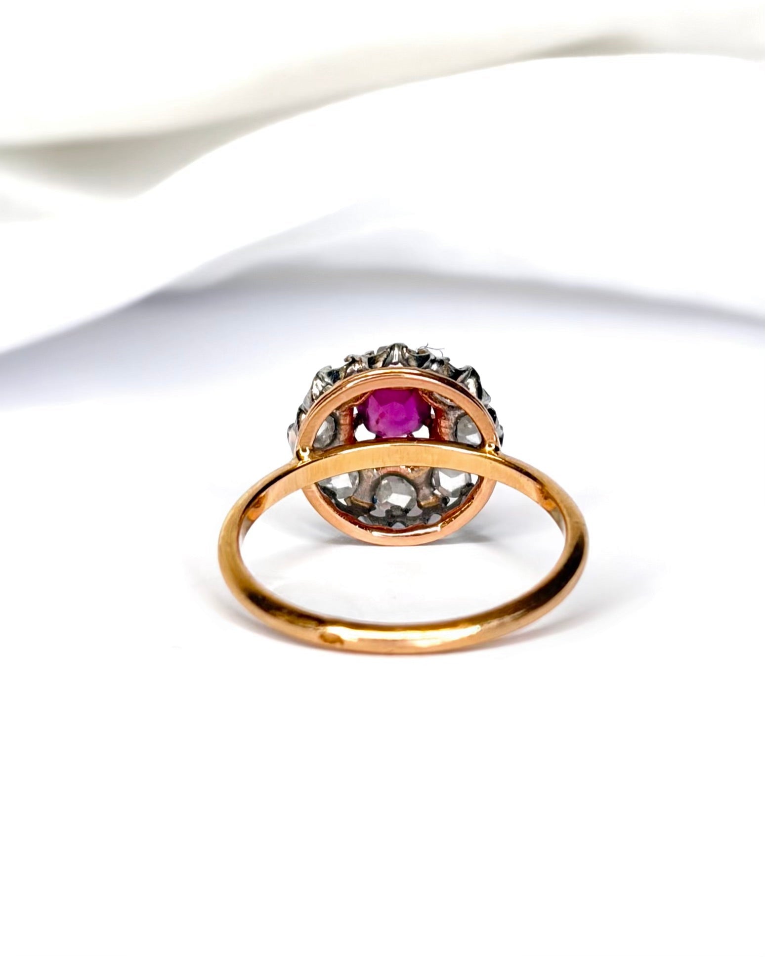 Bague Marguerite Rubis 0.45 carat & Diamants "Linda" - Elliade Paris