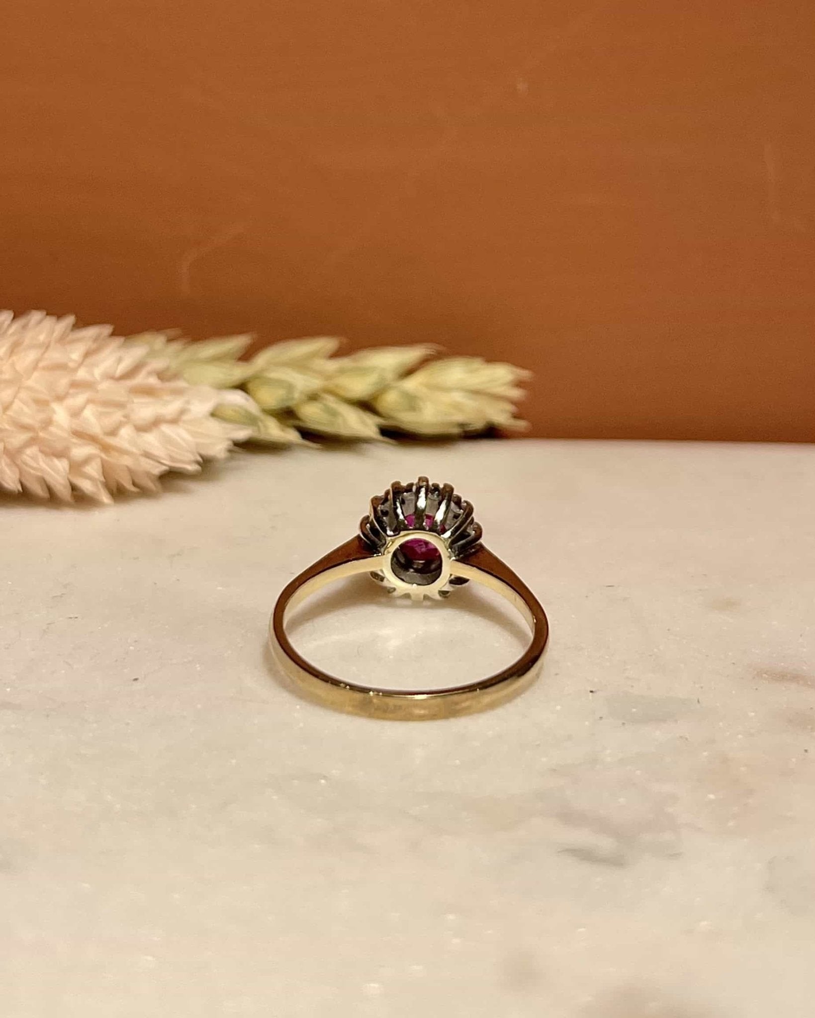 Bague Marguerite Rubis 0.45 carat & Diamants "Nellie" - Elliade Paris