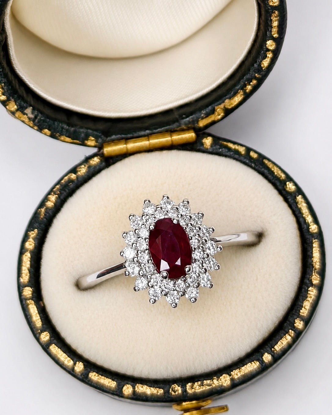 Bague Marguerite Rubis 0.58 carat & Diamants 0.27 carat "Cristella" - Elliade Paris