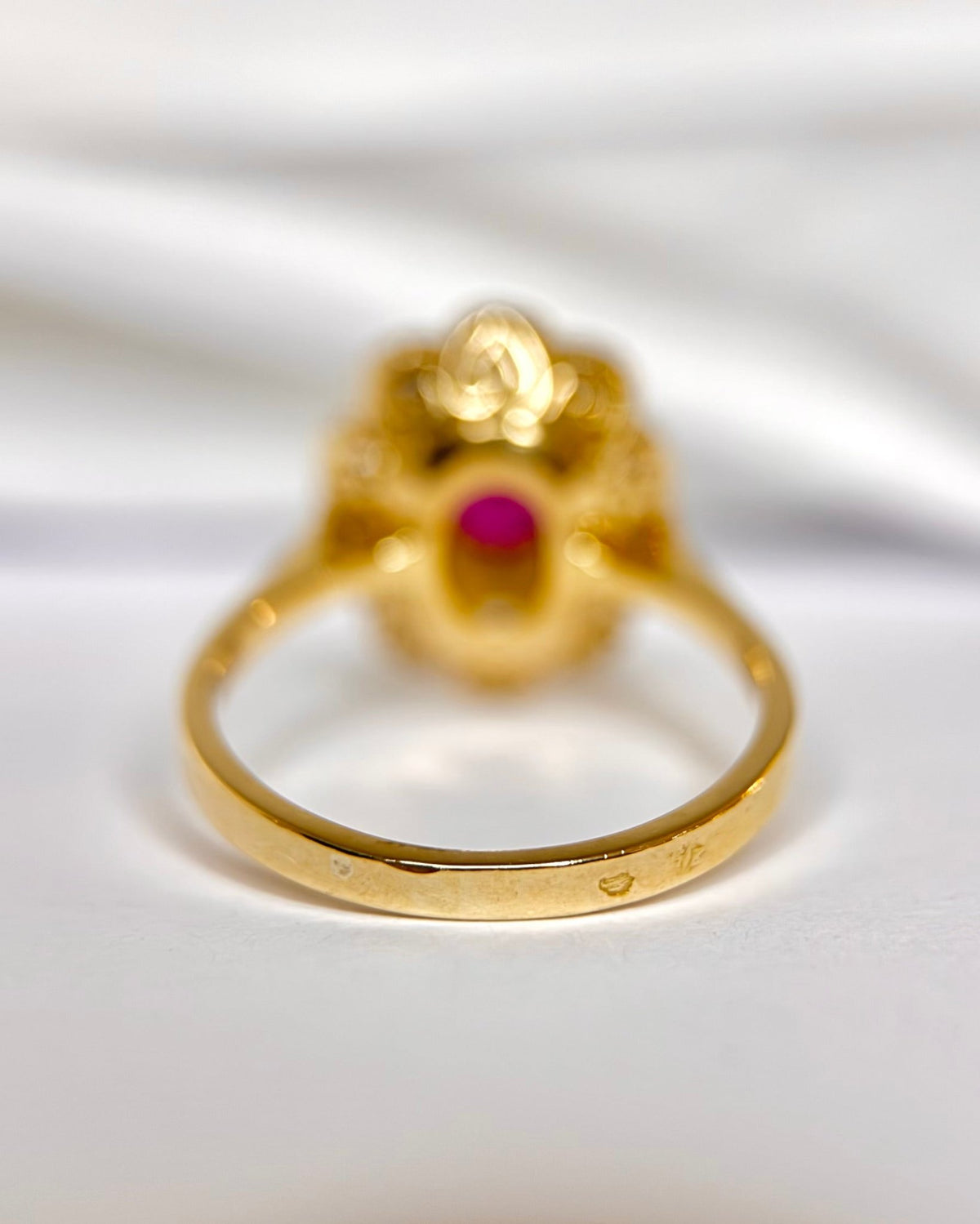 Bague Marguerite Rubis 0.76 carat & Diamants 1 carat "Océane" - Elliade Paris