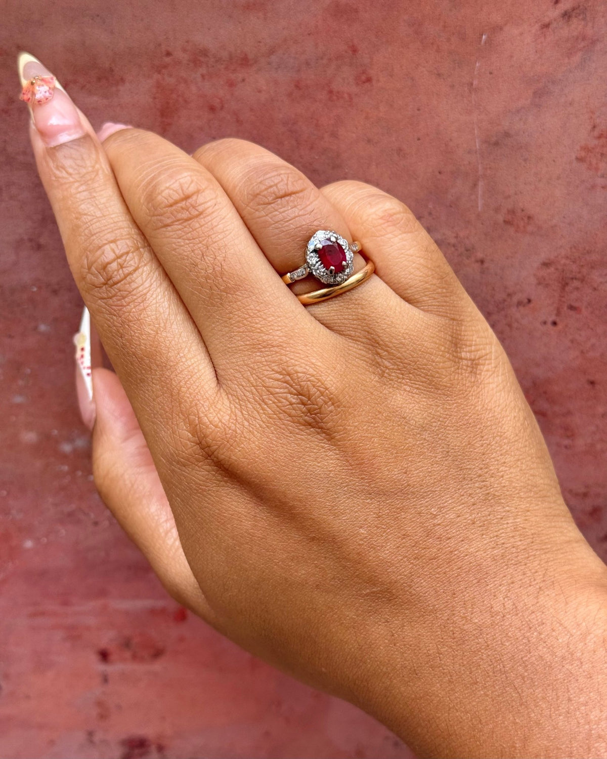 Bague Marguerite Rubis 1 carat & Diamants 0.52 carat "Mona" - Elliade Paris