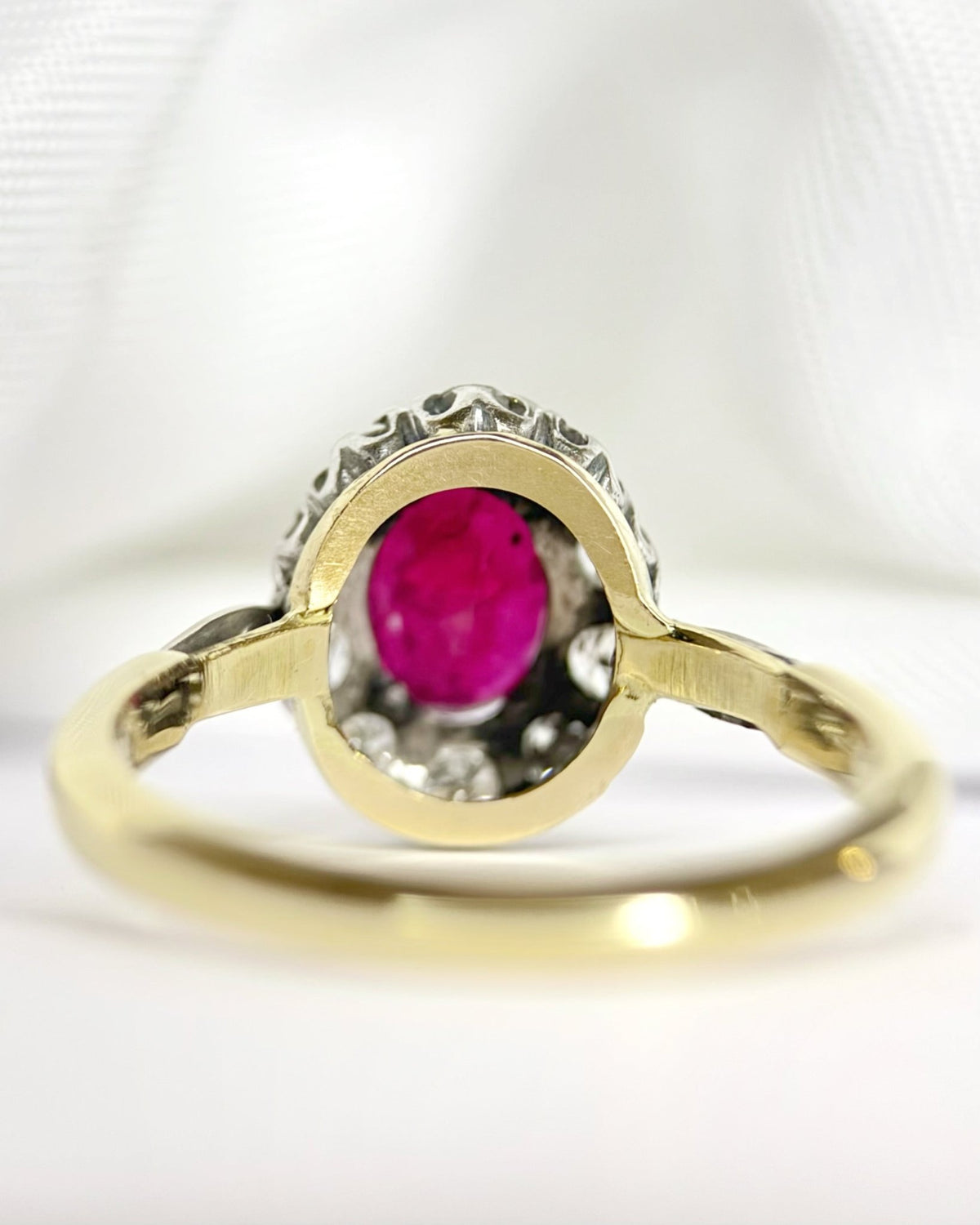 Bague Marguerite Rubis 1 carat & Diamants 0.52 carat "Mona" - Elliade Paris