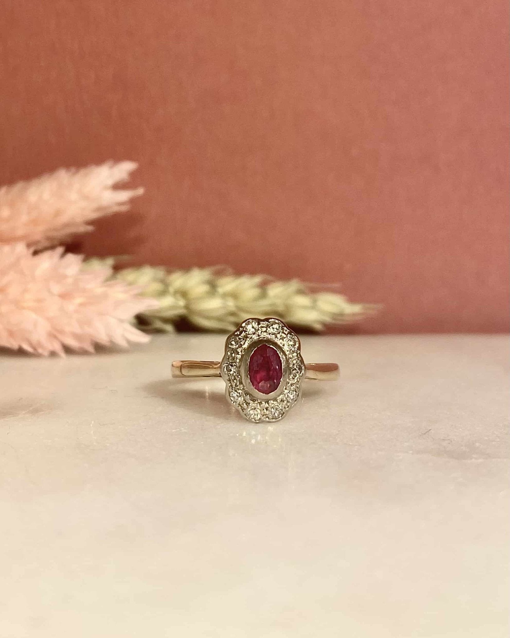 Bague Marguerite Rubis & 10 Diamants "Jeanne" - Elliade Paris