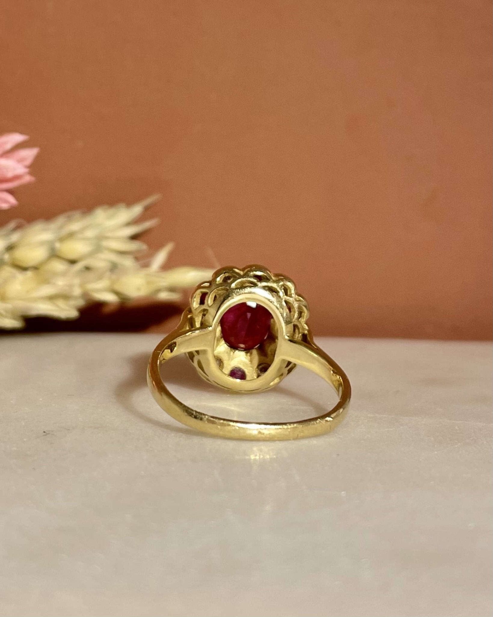 Bague Marguerite Rubis 1.54 carat & Diamants "Rayna" - Elliade Paris