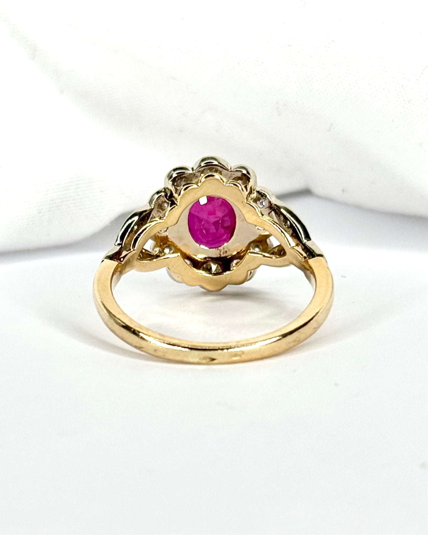 Bague Marguerite Rubis 1.85 carat & Diamants 0.60 carat "Inanna" - Elliade Paris