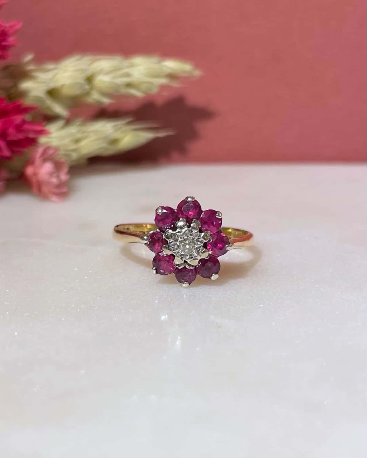 Bague Marguerite Rubis & Diamant "Albanne" - Elliade Paris