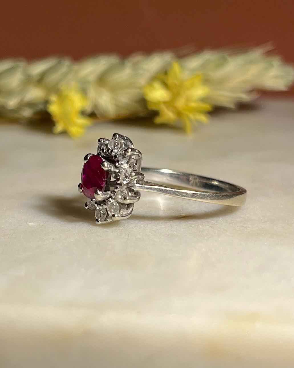 Bague Marguerite Rubis & Diamants "Cassis" - Elliade Paris