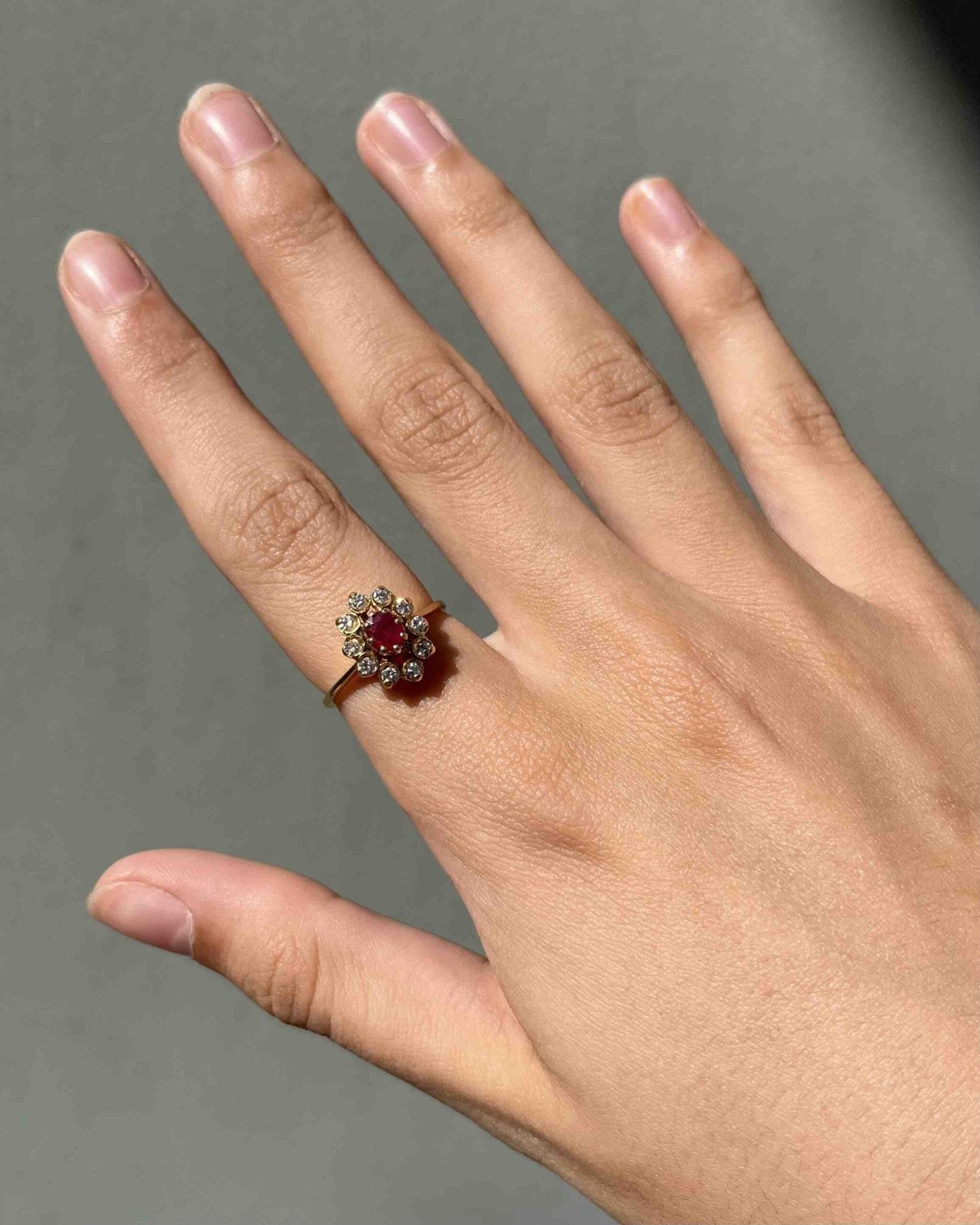 Bague Marguerite Rubis & Diamants "Castille" - Elliade Paris