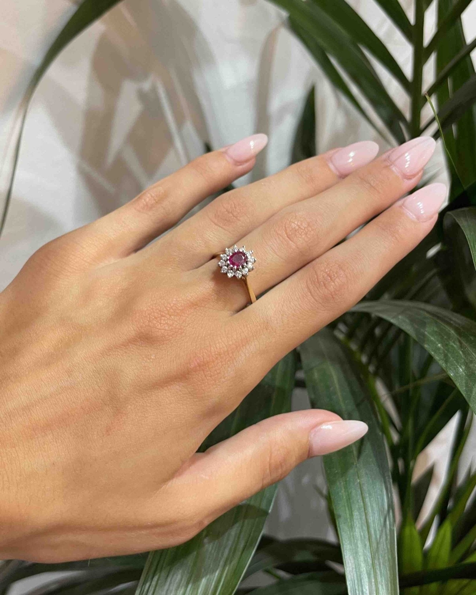 Bague Marguerite Rubis & Diamants "Eleanor" - Elliade Paris