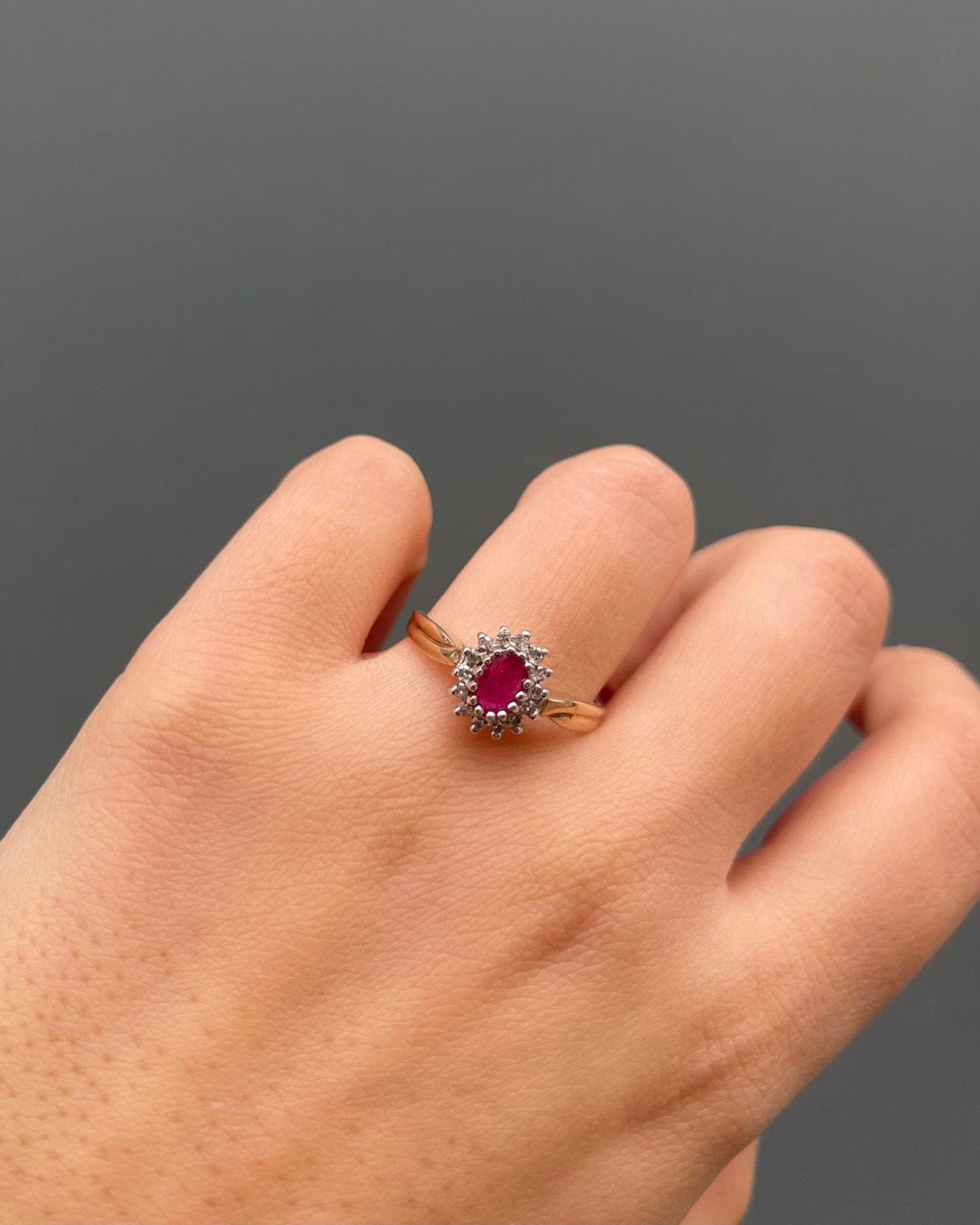 Bague Marguerite Rubis & Diamants "Tori" - Elliade Paris