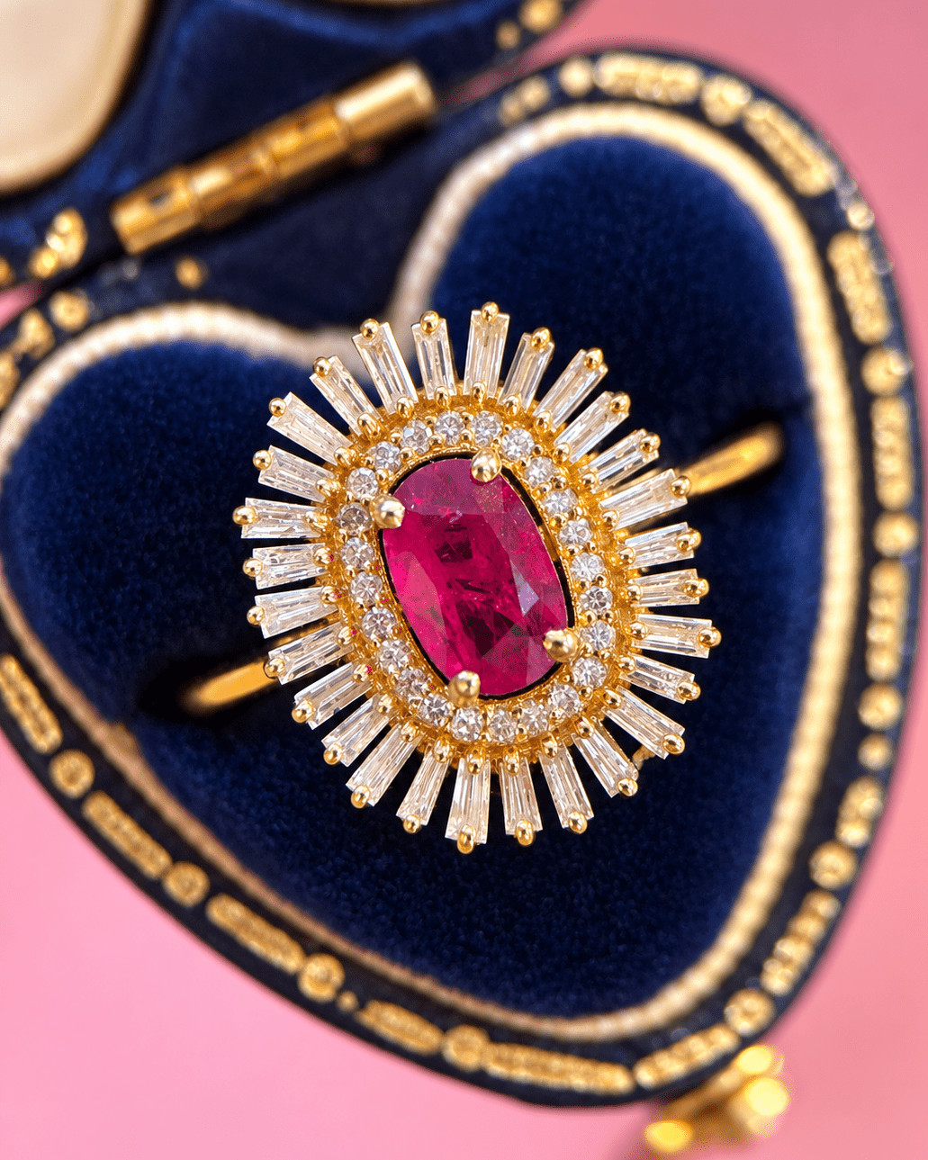 Bague Marguerite Rubis Mozambicain 0.82 carat & Diamants 0.63 carat "Biena" - Elliade Paris
