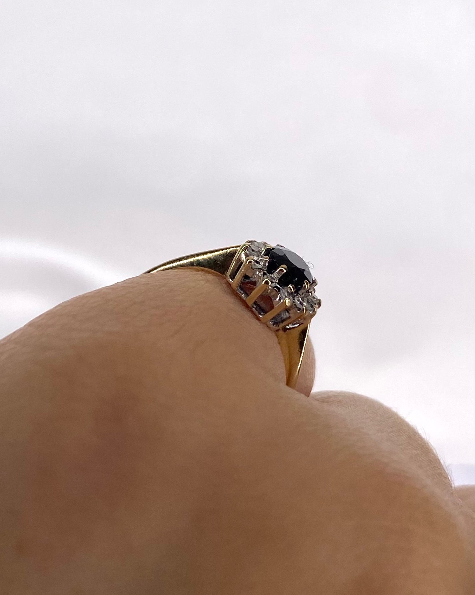 Bague Marguerite Saphir 0.45 carat & Diamants "Aurélie" - Elliade Paris