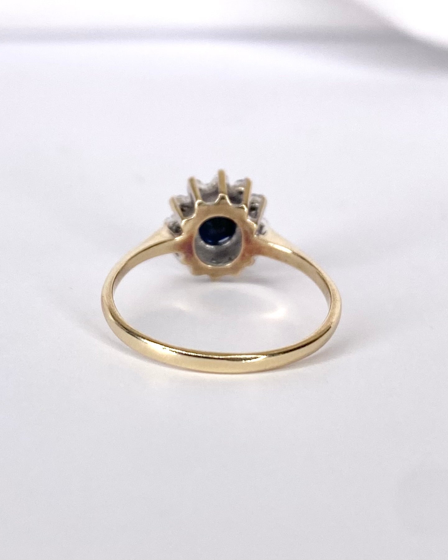 Bague Marguerite Saphir 0.45 carat & Diamants "Aurélie" - Elliade Paris