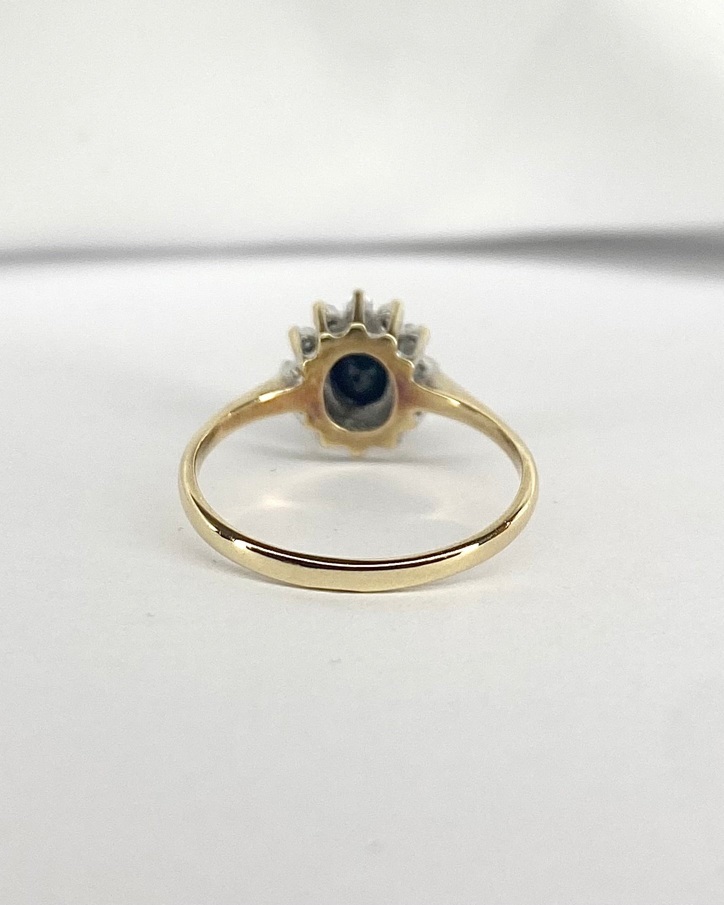 Bague Marguerite Saphir 0.51 carat & Diamants "Lola" - Elliade Paris