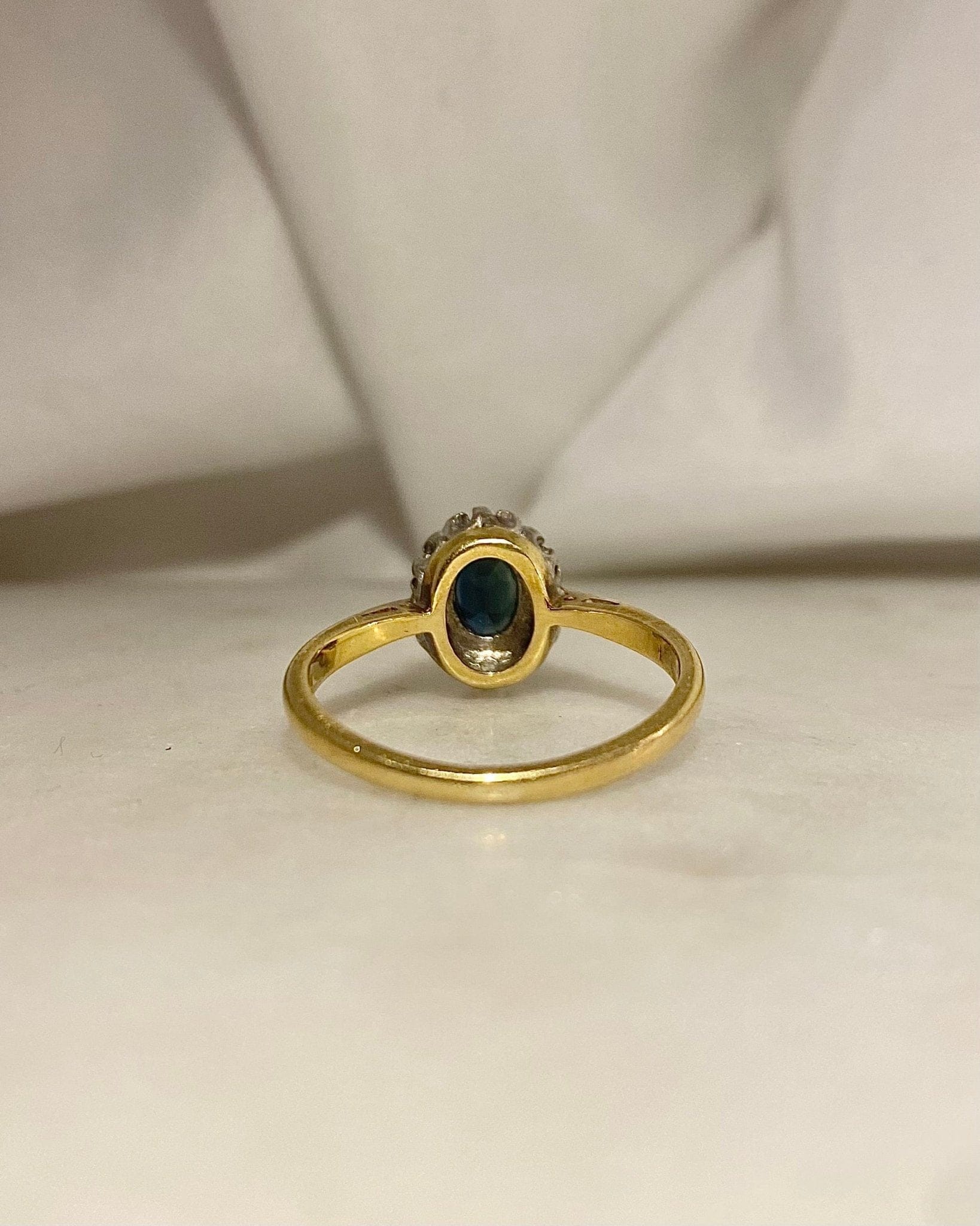 Bague Marguerite Saphir 0.55 carat & Diamants “Alexane” - Elliade Paris