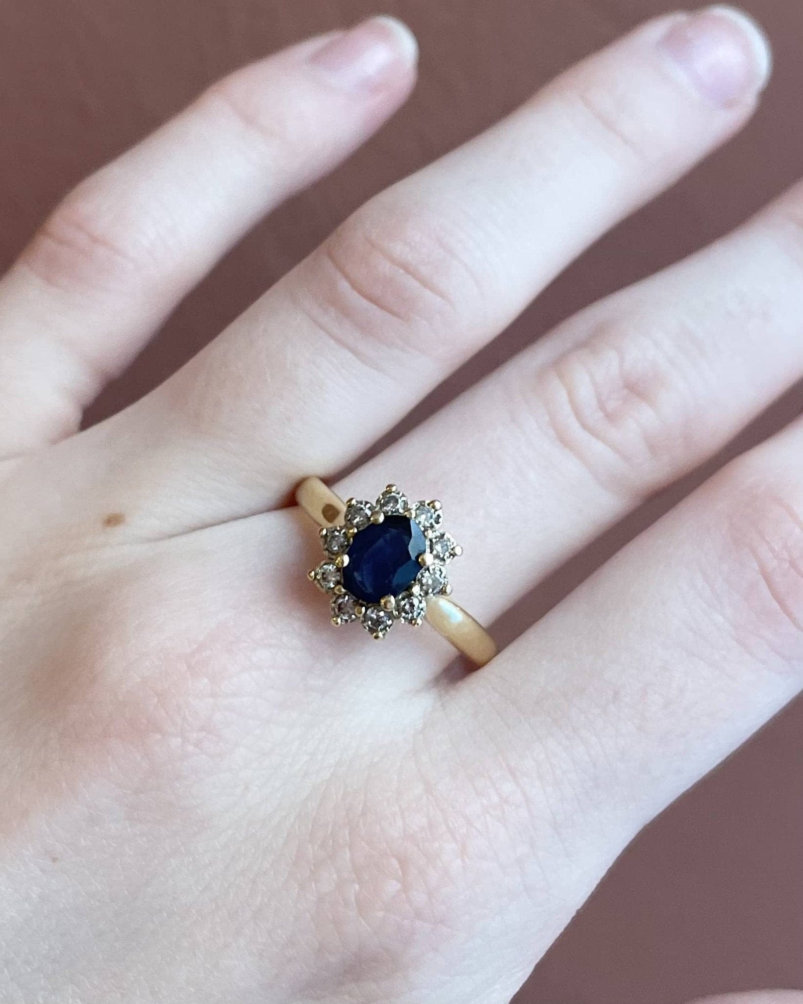 Bague Marguerite Saphir 0.83 Carat & Diamants "Angélina" - Elliade Paris