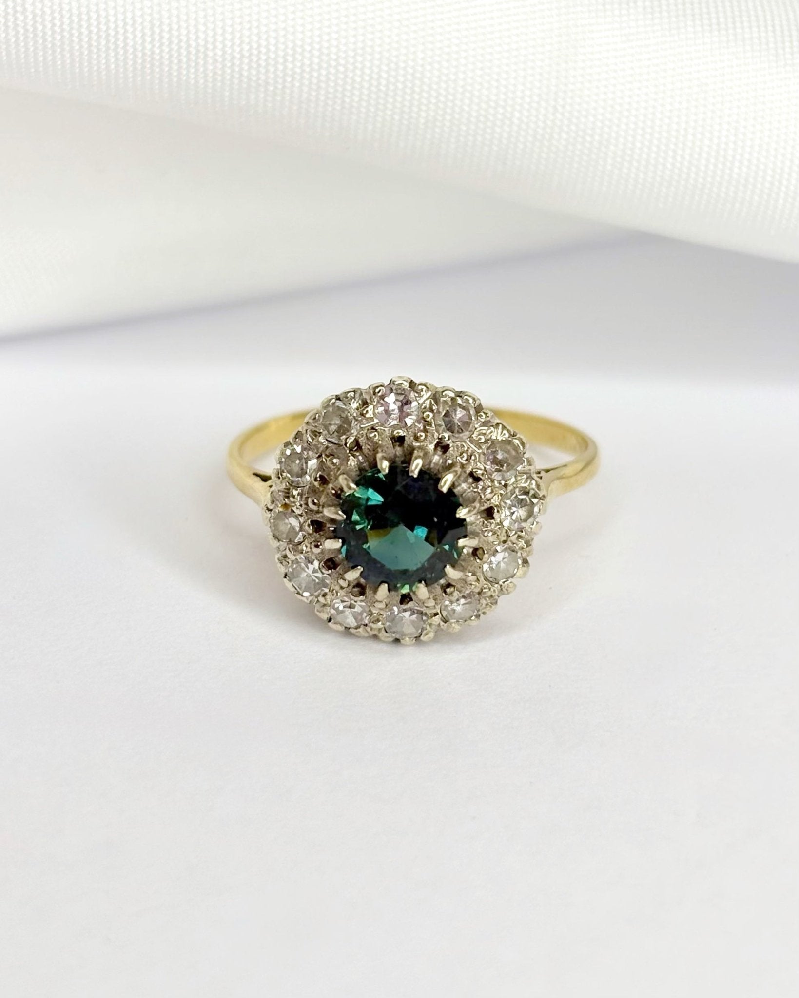 Bague Marguerite Saphir 0.95 carat & Diamants 0.48 carat "Caroline" - Elliade Paris