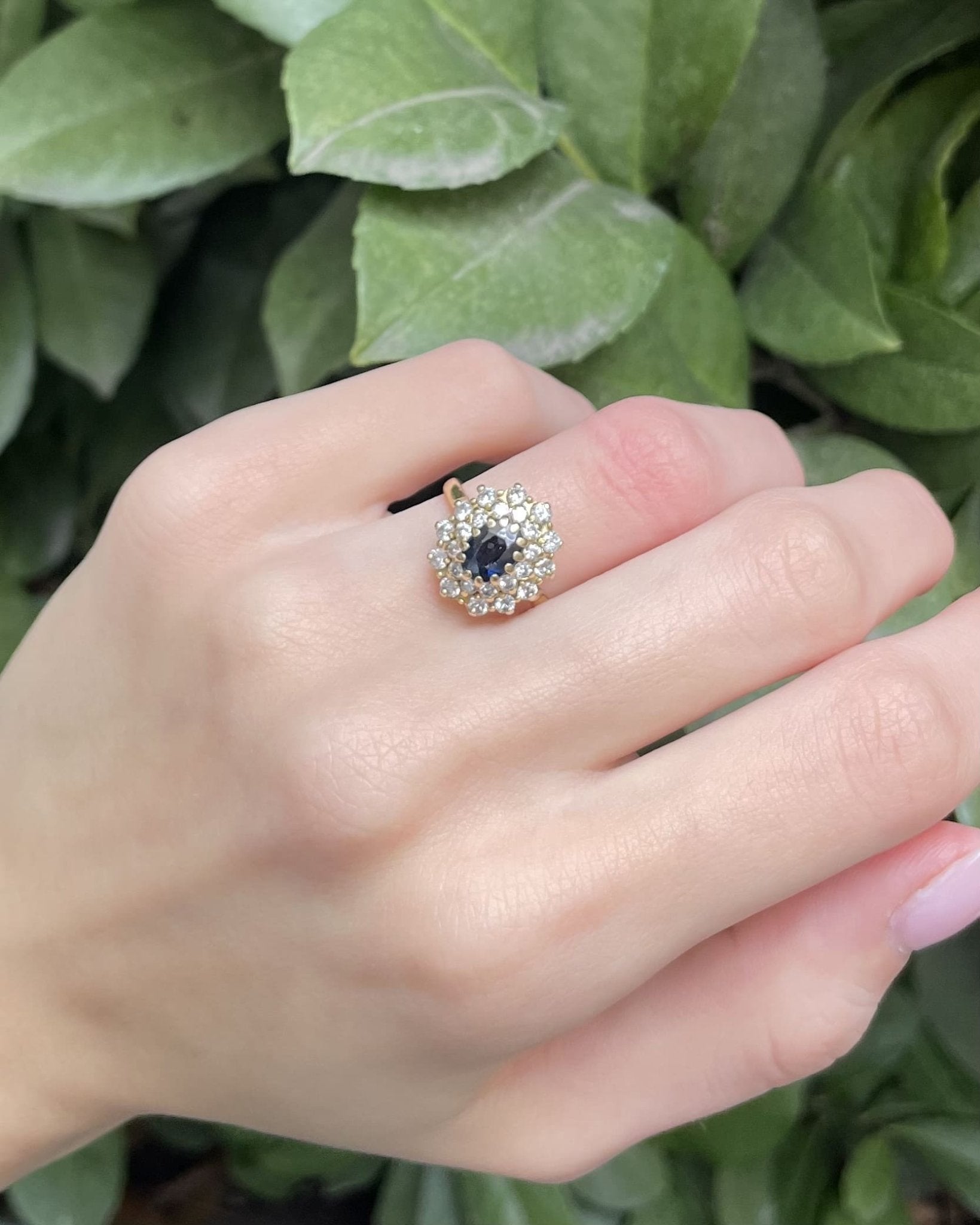 Bague Marguerite Saphir 1 Carat & 24 Diamants "Alysse" - Elliade Paris