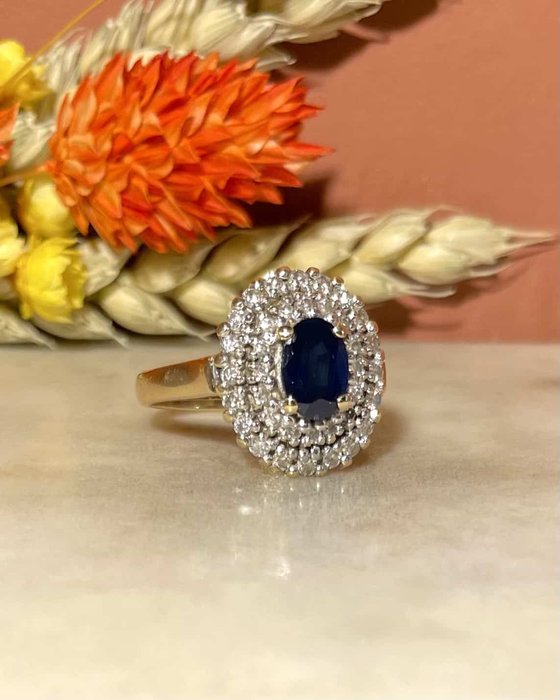 Bague Marguerite Saphir 1 Carat & 36 Diamants "Coraline" - Elliade Paris