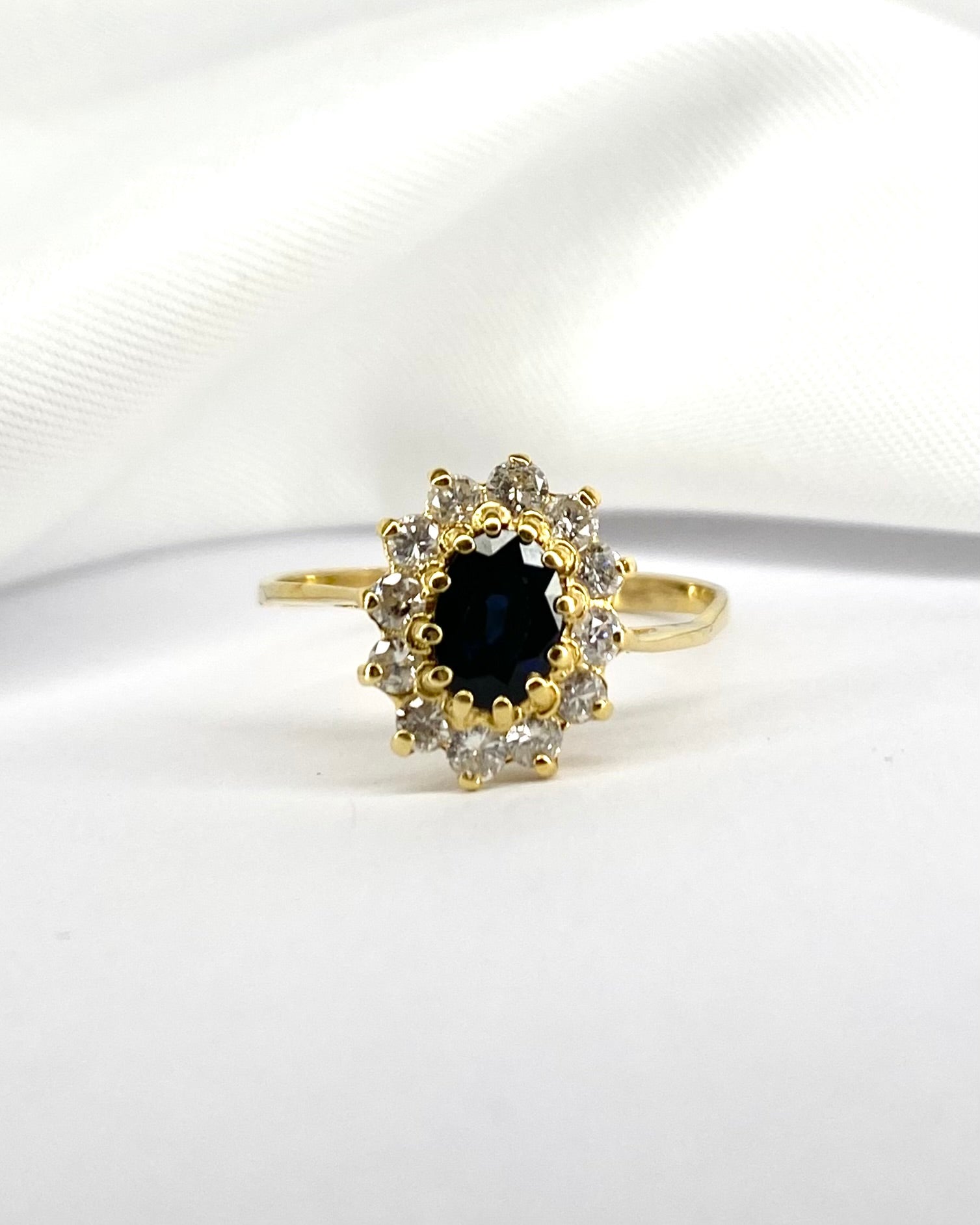 Bague Marguerite Saphir 1 carat & Diamants "Hailey" - Elliade Paris