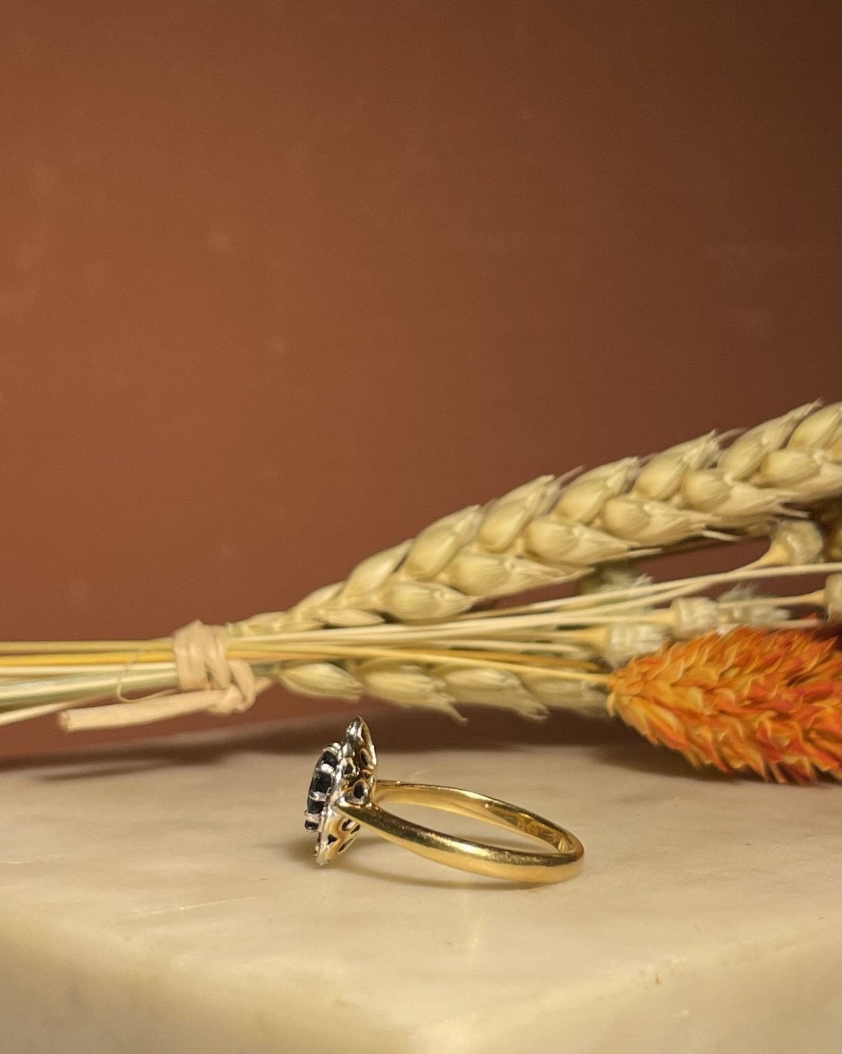 Bague Marguerite Saphir 1 carat & Diamants "Milene" - Elliade Paris