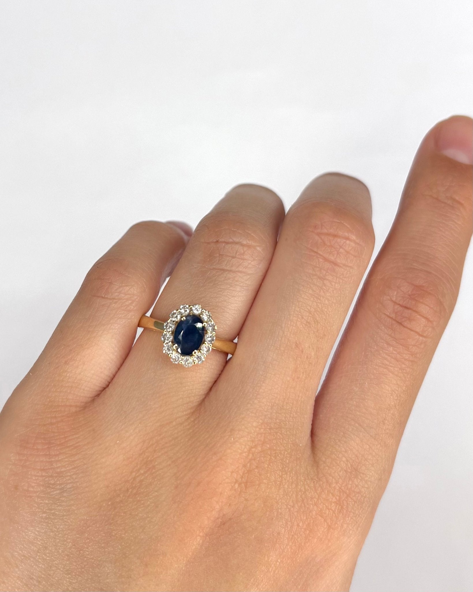 Bague Marguerite Saphir 1.08 carat & Diamants 0.26 carat "Eloïse" - Elliade Paris