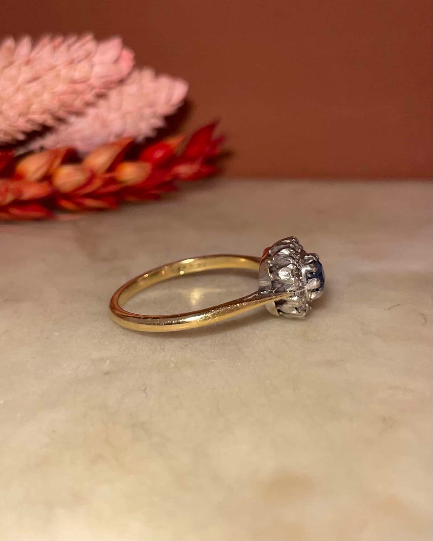 Bague Marguerite Saphir & 12 Diamants "Eloisa" - Elliade Paris
