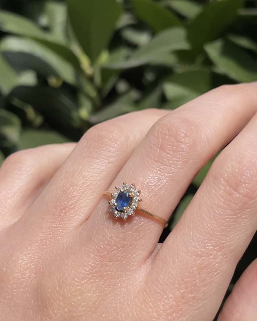 Bague Marguerite Saphir & 12 Diamants "Livenna" - Elliade Paris