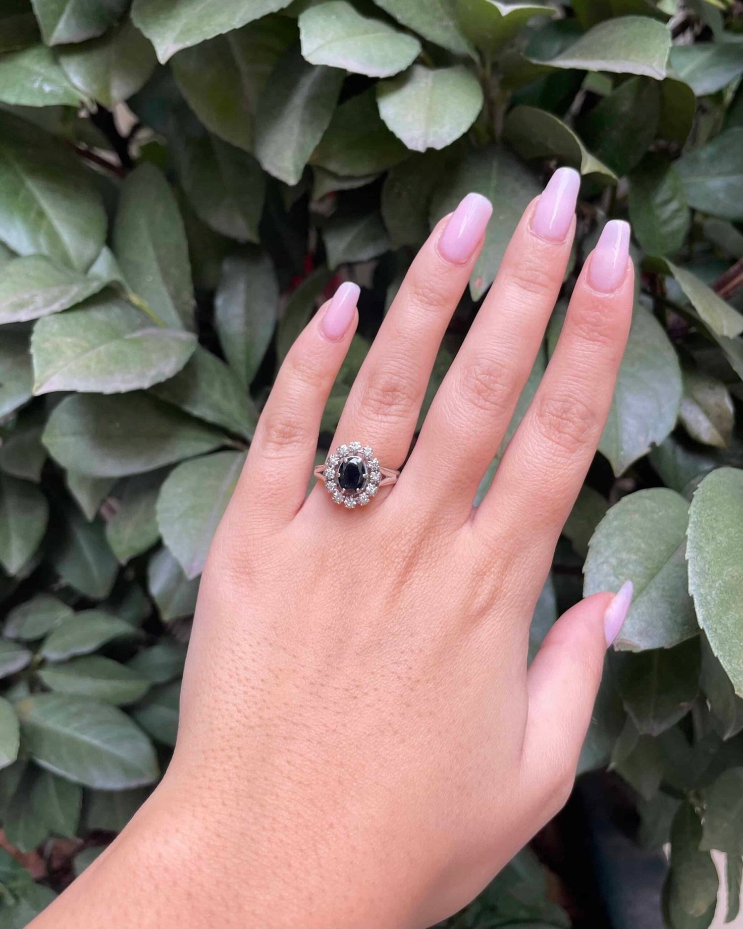 Bague Marguerite Saphir 1.40 carat & Diamants "Vitanie" - Elliade Paris