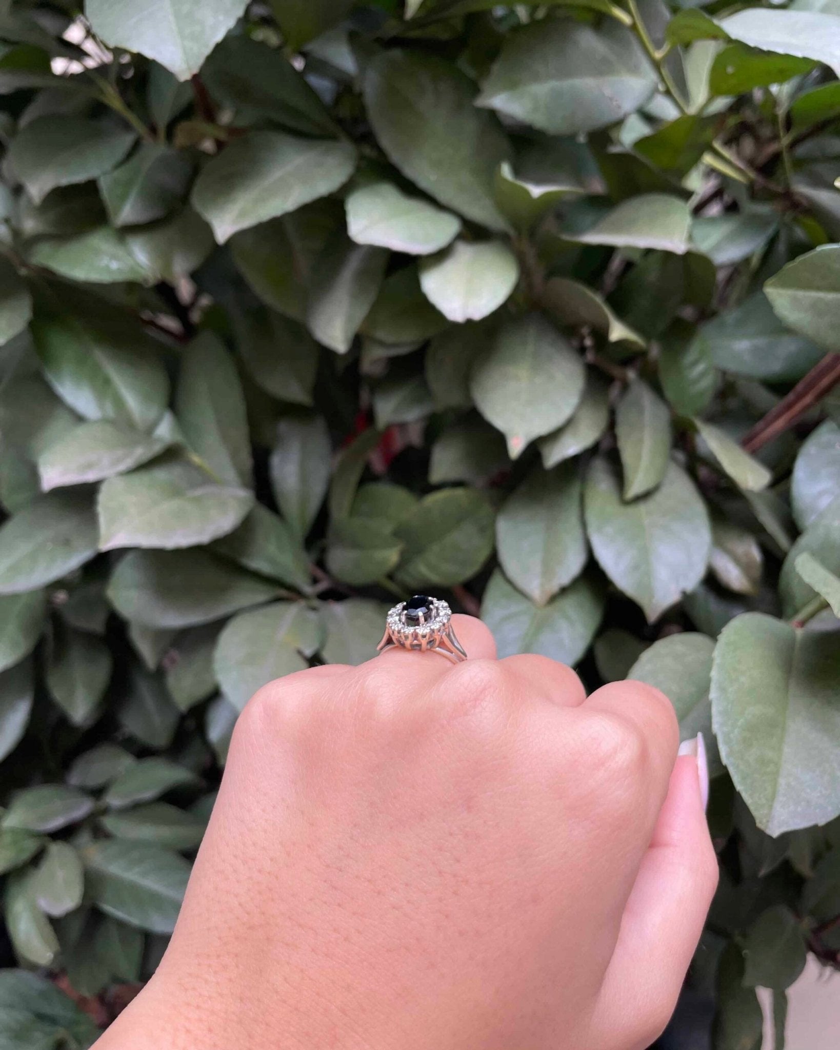 Bague Marguerite Saphir 1.40 carat & Diamants "Vitanie" - Elliade Paris