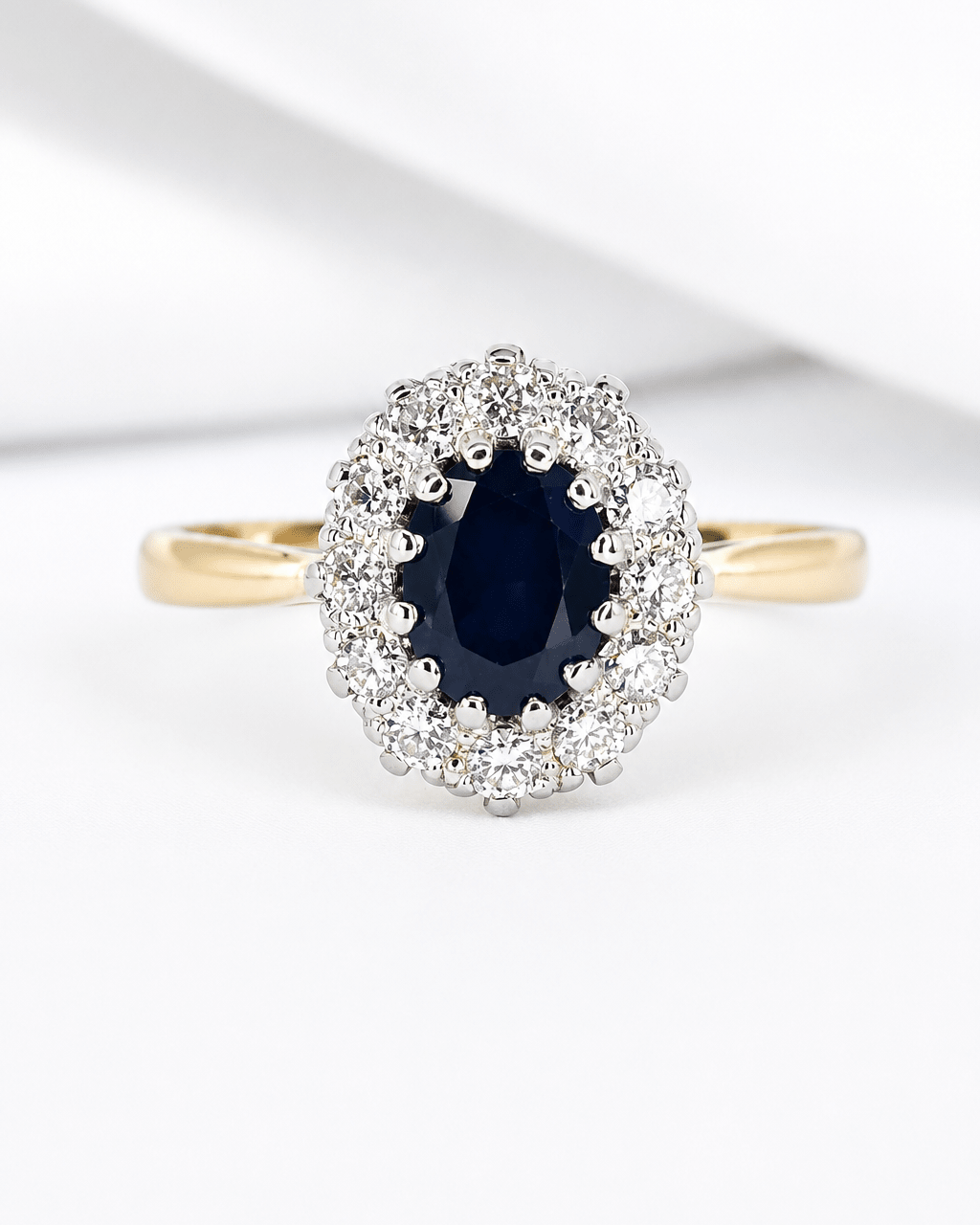 Bague Marguerite Saphir 1.52 carat, Diamants & Or 4.22g "Vivienne" - Elliade Paris